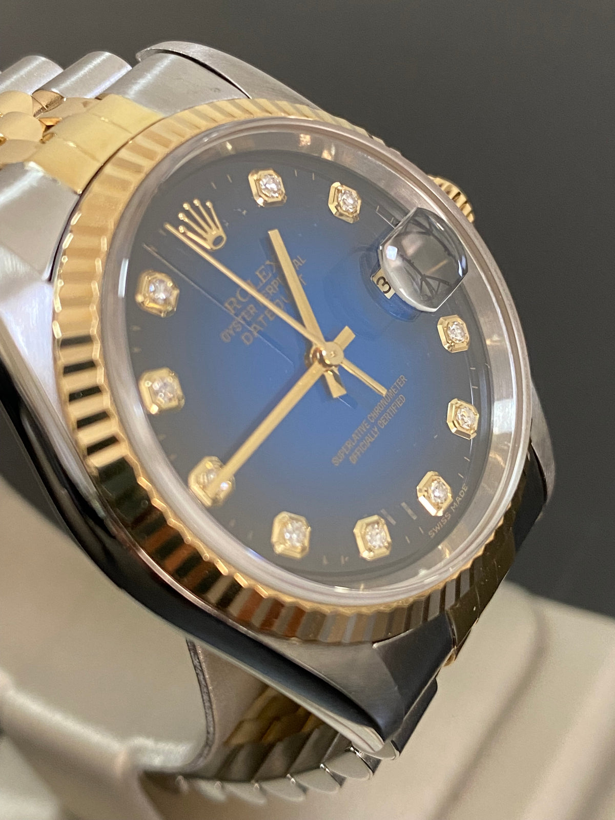 Rolex Steel and Yellow Gold Datejust 36 - T serial - Fluted Bezel - Blue Vignette Diamond Dial - Jubilee Bracelet - 16233