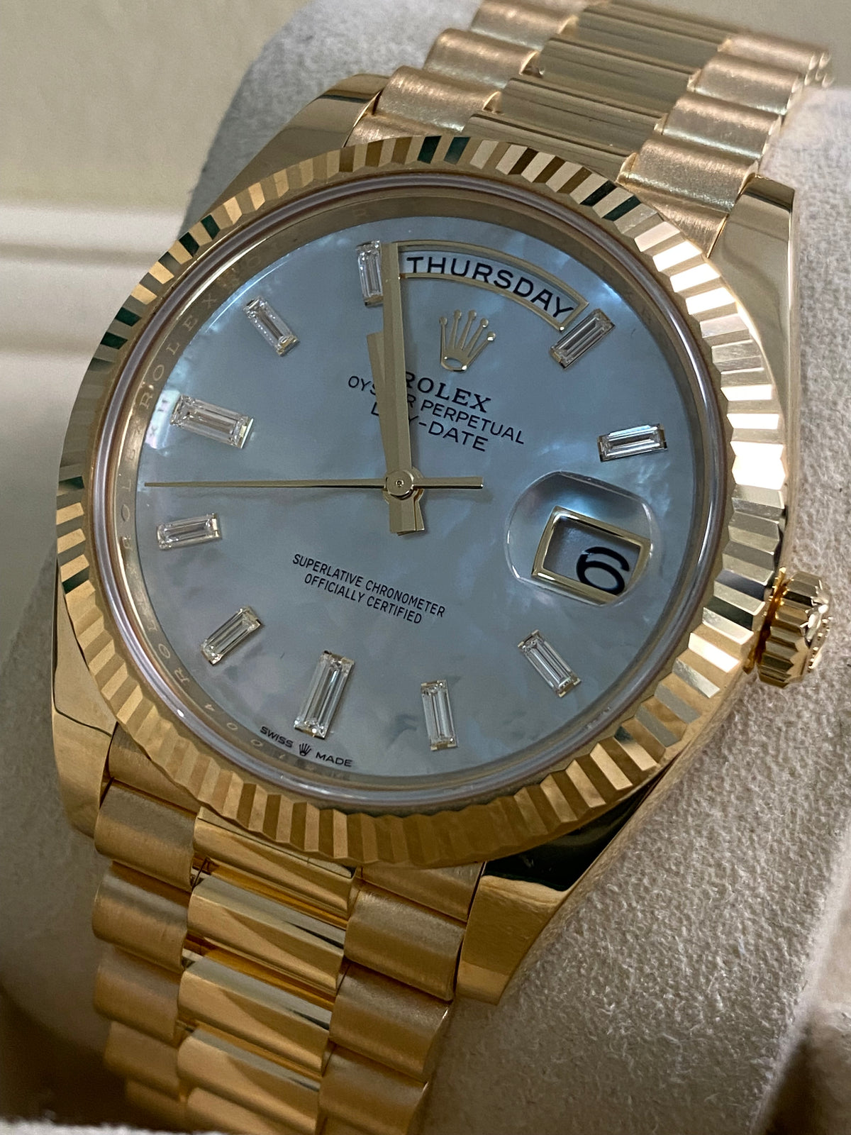 Rolex Yellow Gold Day-Date 40 - 2025 - Fluted Bezel - Mother-of-Pearl Baguette Dial - President Bracelet - 228238 *FULL SET*