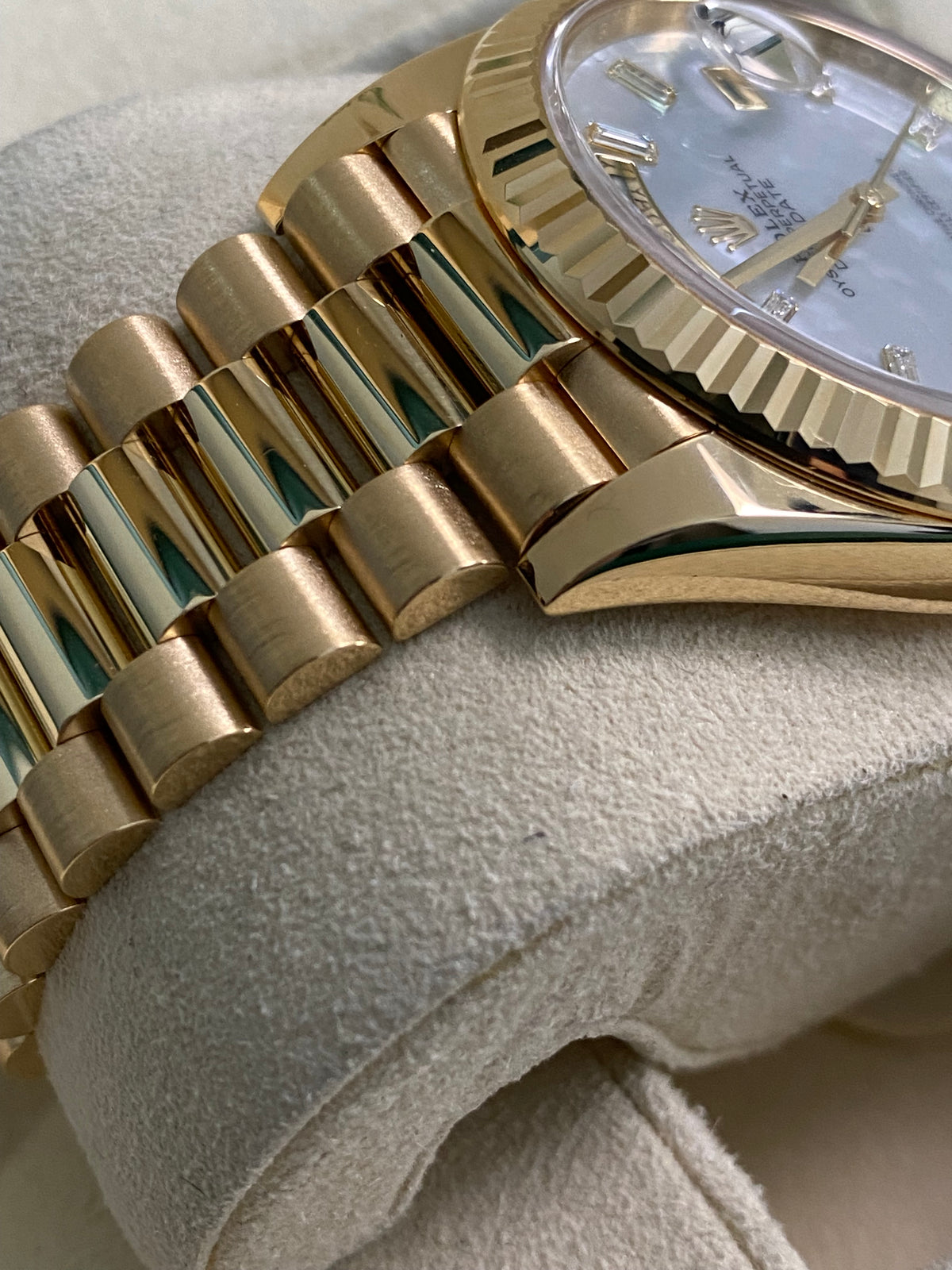 Rolex Yellow Gold Day-Date 40 - 2025 - Fluted Bezel - Mother-of-Pearl Baguette Dial - President Bracelet - 228238 *FULL SET*