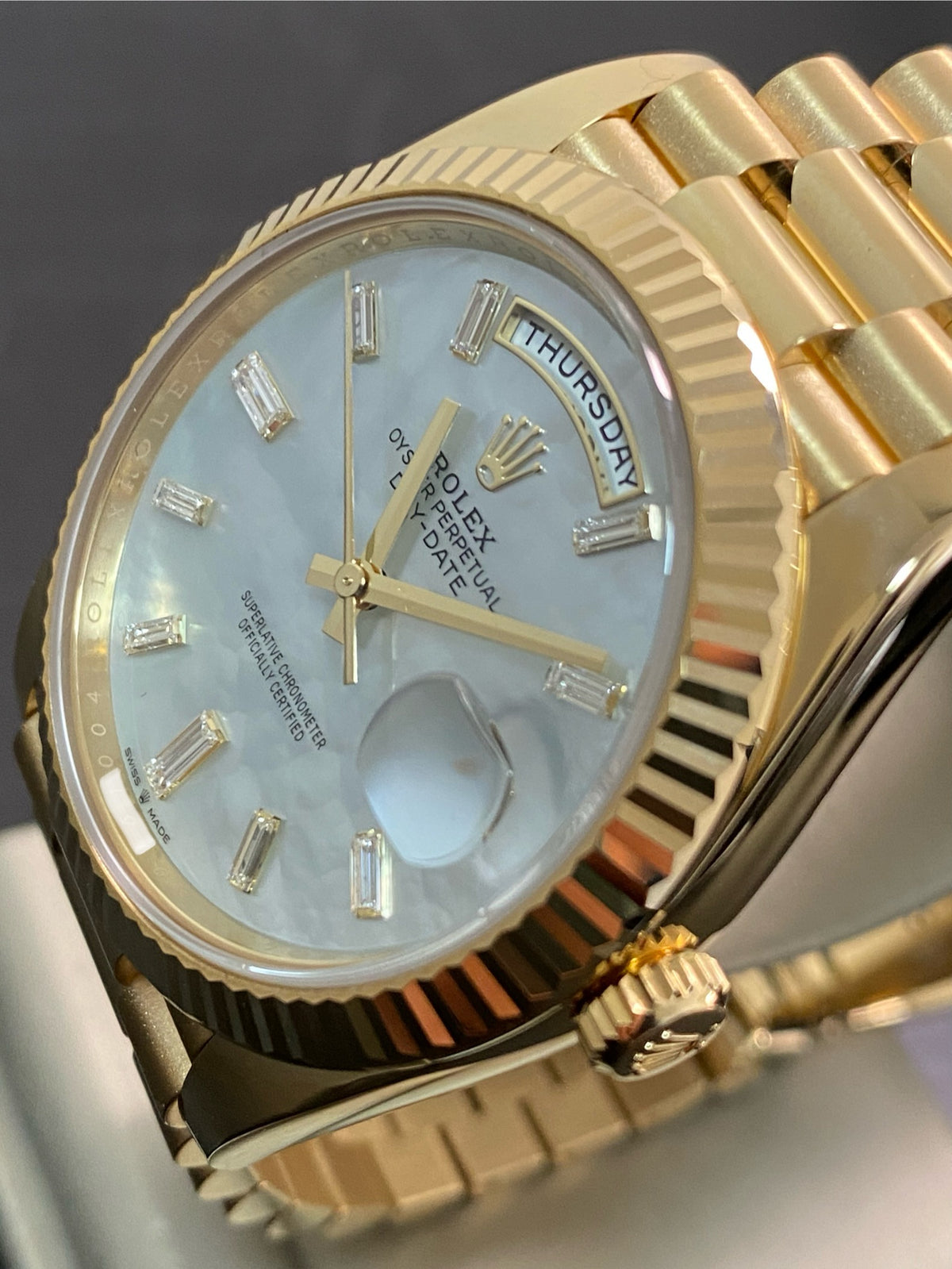 Rolex Yellow Gold Day-Date 40 - 2025 - Fluted Bezel - Mother-of-Pearl Baguette Dial - President Bracelet - 228238 *FULL SET*