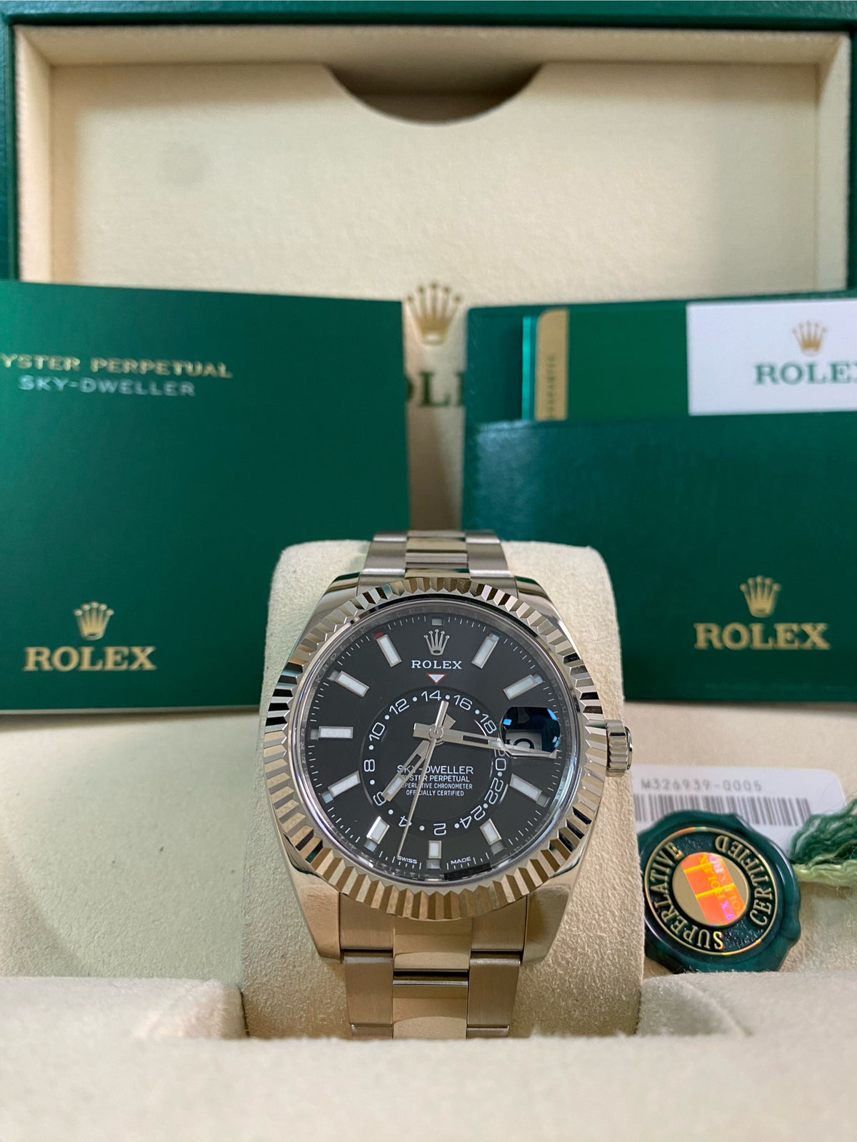 Rolex White Gold Sky-Dweller - 2018 - Black Dial - Oyster Bracelet - 326939 *FULL SET*