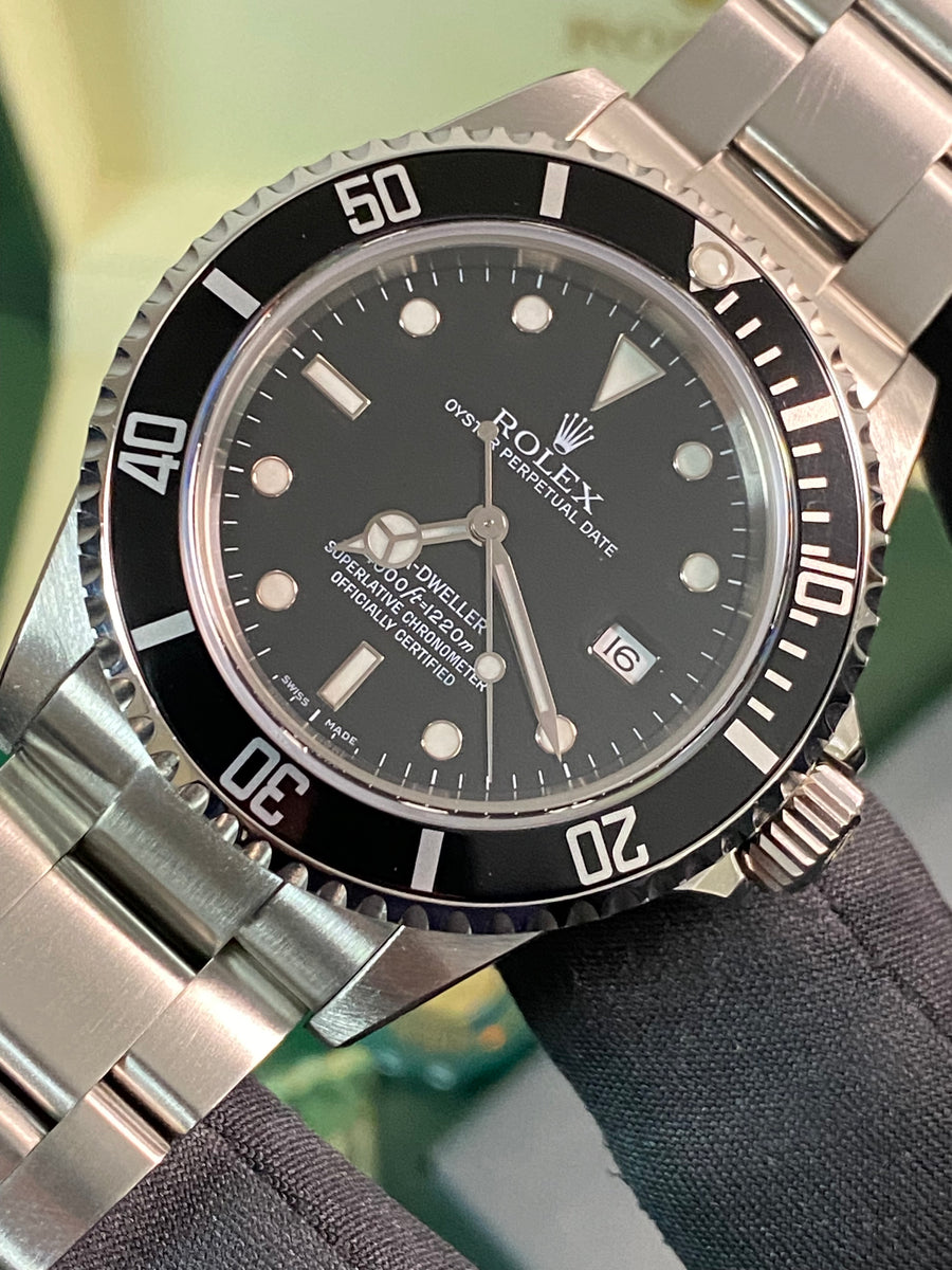 Rolex Steel Sea-Dweller 4000 - 2008 - Pre-Ceramic Bezel - Black Dial - Oyster Bracelet 16600 *FULL SET*