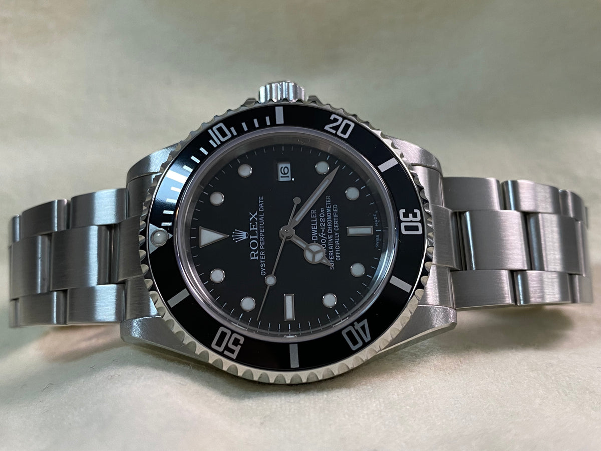 Rolex Steel Sea-Dweller 4000 - 2008 - Pre-Ceramic Bezel - Black Dial - Oyster Bracelet 16600 *FULL SET*