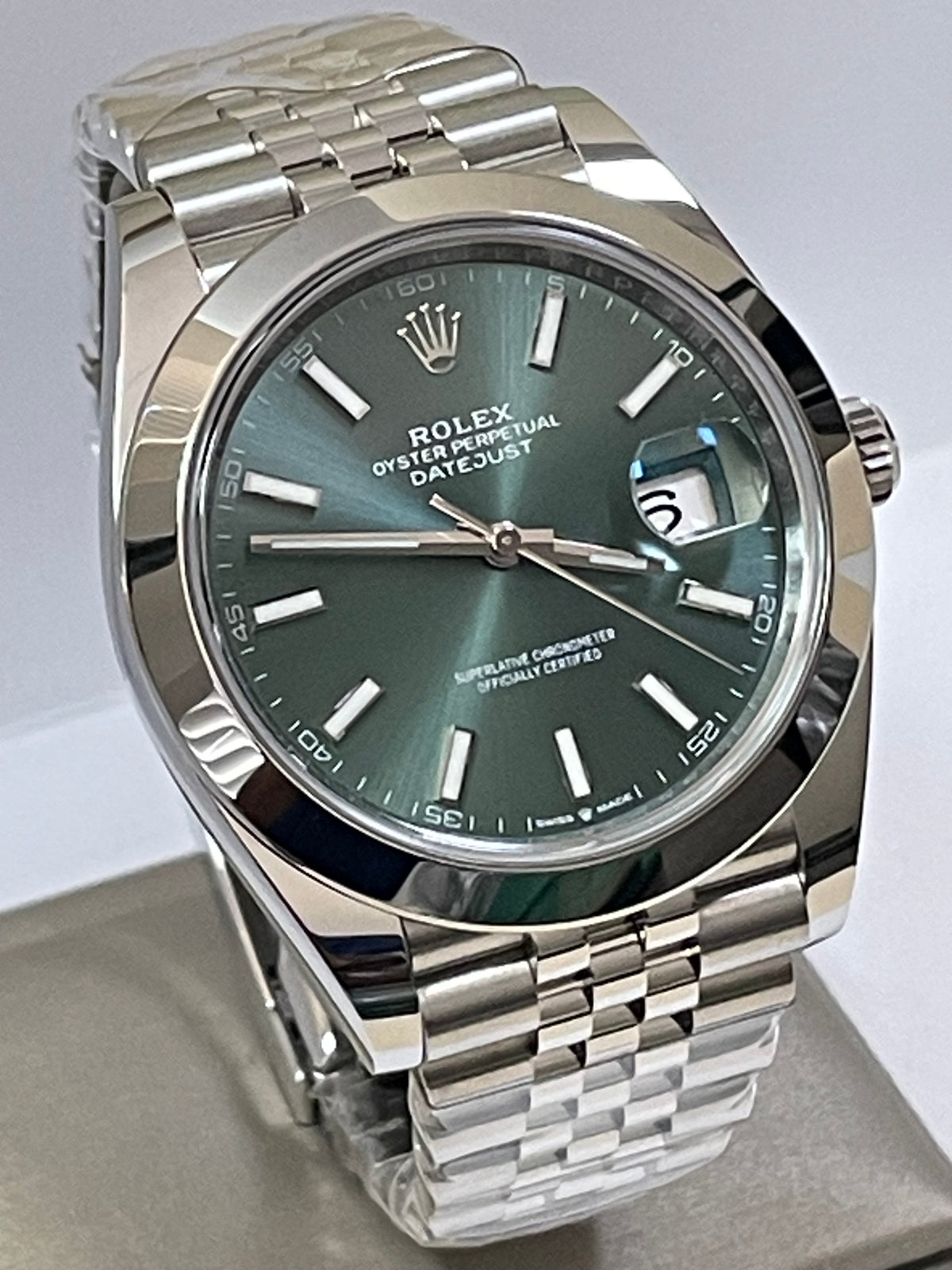 Rolex Steel Datejust 41 - 2023 - Smooth Bezel - Mint Green Dial - Jubilee Bracelet - 126300