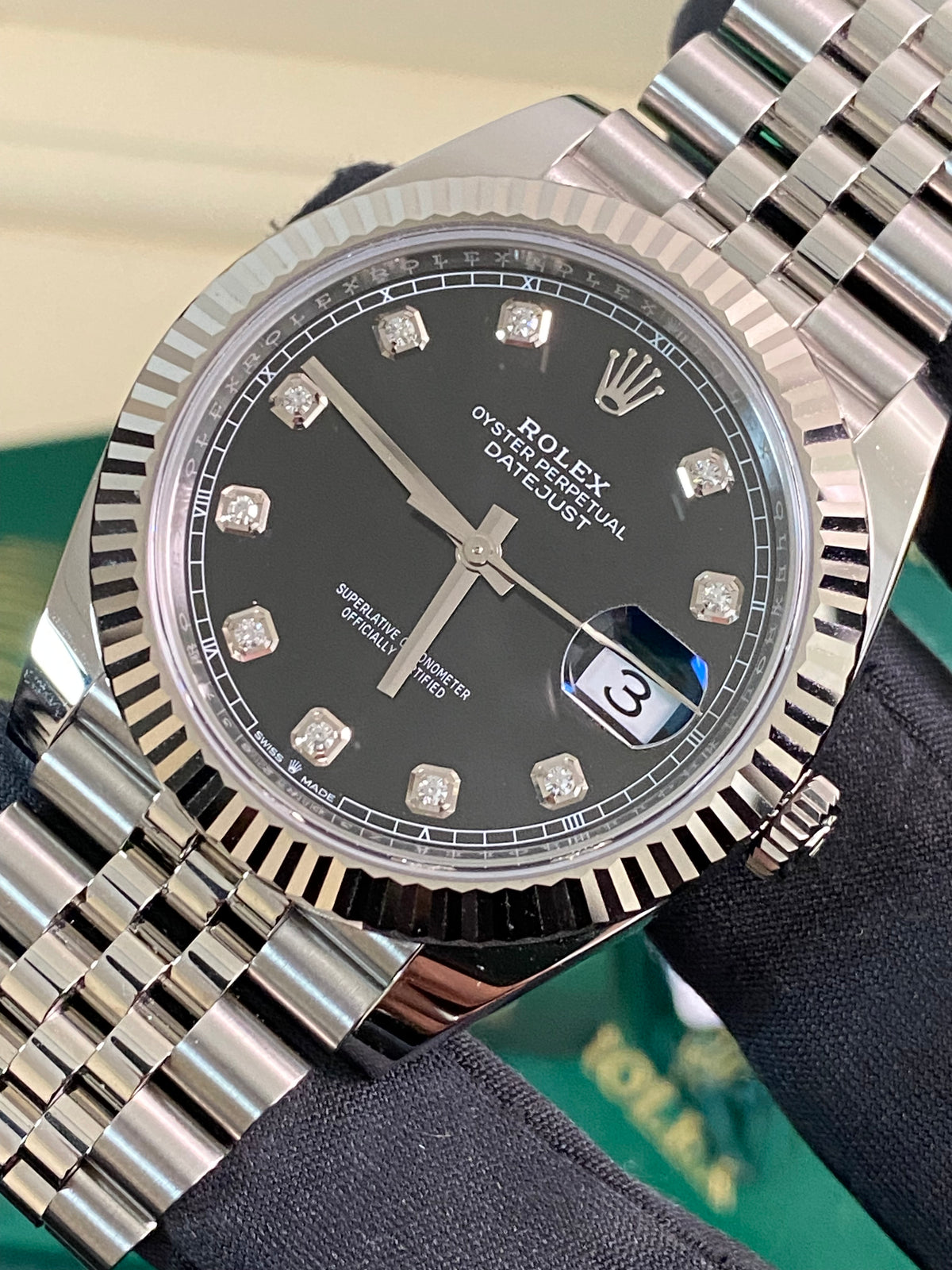 Rolex Steel Datejust 41 - 2025 - Fluted Bezel - Black Diamond Dial - Jubilee Bracelet - 126334 *FULL SET*