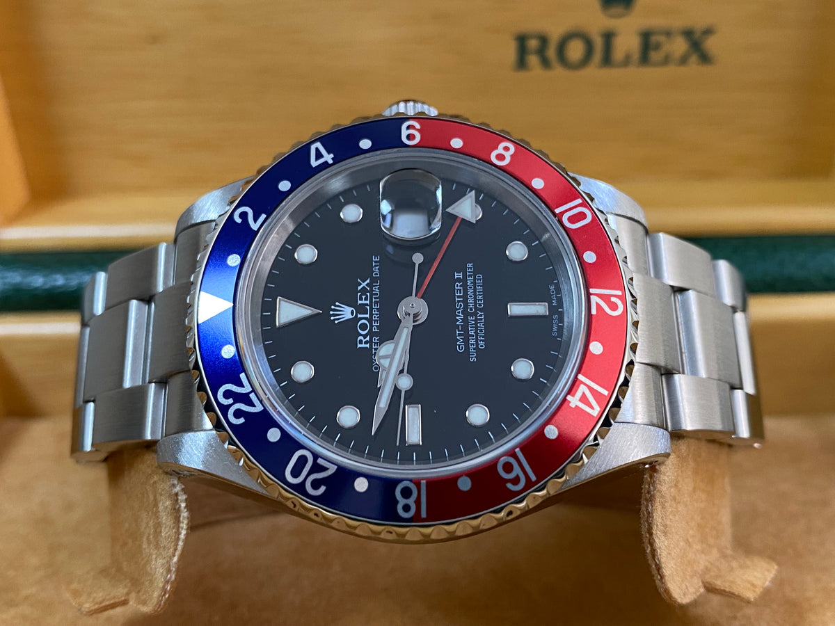 Rolex Steel GMT-Master II -  A Serial - "Pepsi" - Black Dial - Oyster Bracelet - 16710 *FULL SET*