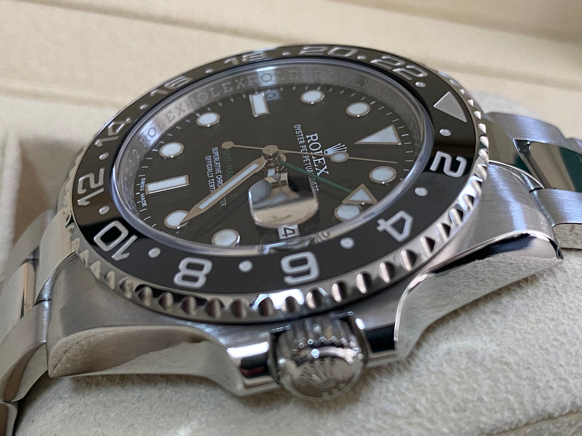 Rolex Steel GMT-Master II - 2016 - Black Bezel - Black Dial - Oyster Bracelet - 116710LN *COMPLETE SET*