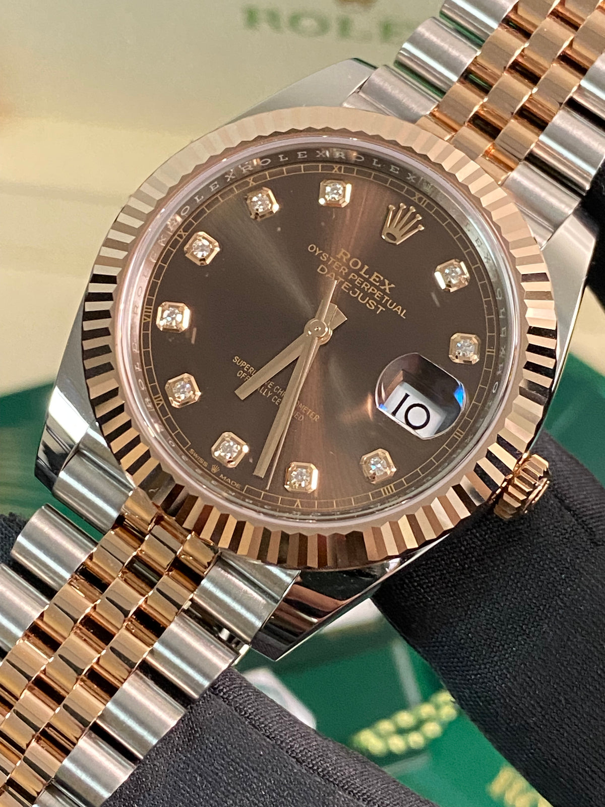 Rolex Steel and Everose Gold Datejust 41 - 2024 - Fluted Bezel - Chocolate Diamond Dial - Jubilee Bracelet - 126331 *FULL SET*