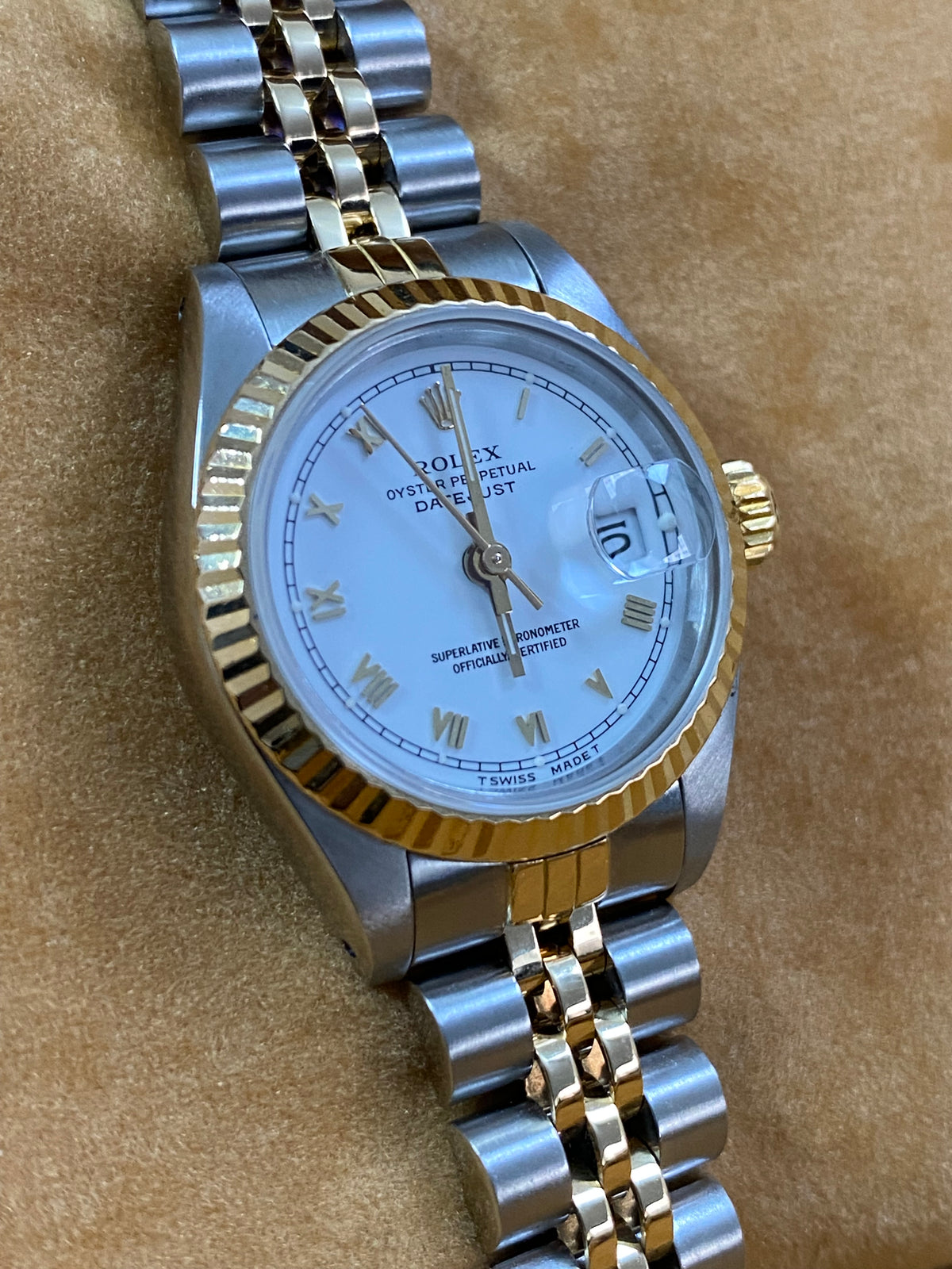 Rolex Steel and Yellow Gold Lady-Datejust - Fluted Bezel - White Roman Dial - Jubilee Bracelet - 69173