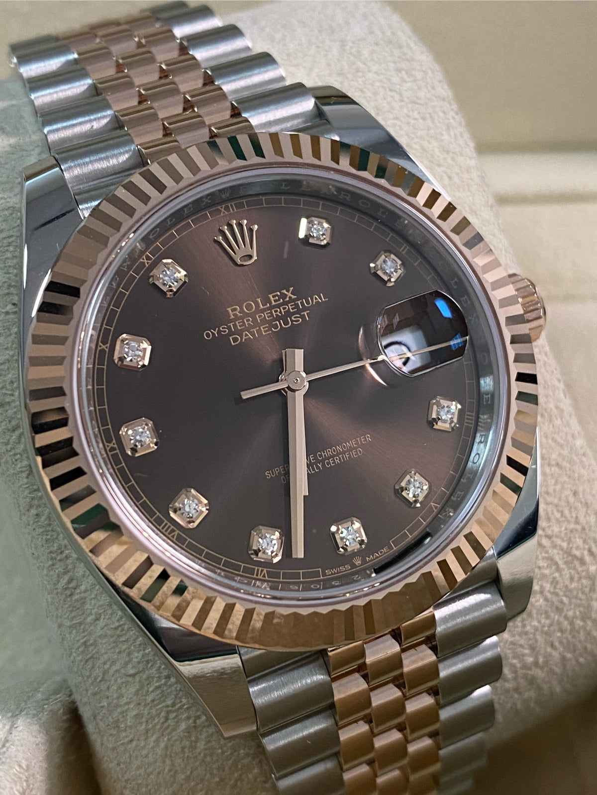 Rolex Steel and Everose Gold Datejust 41 - 2024 - Fluted Bezel - Chocolate Diamond Dial - Jubilee Bracelet - 126331 *FULL SET*