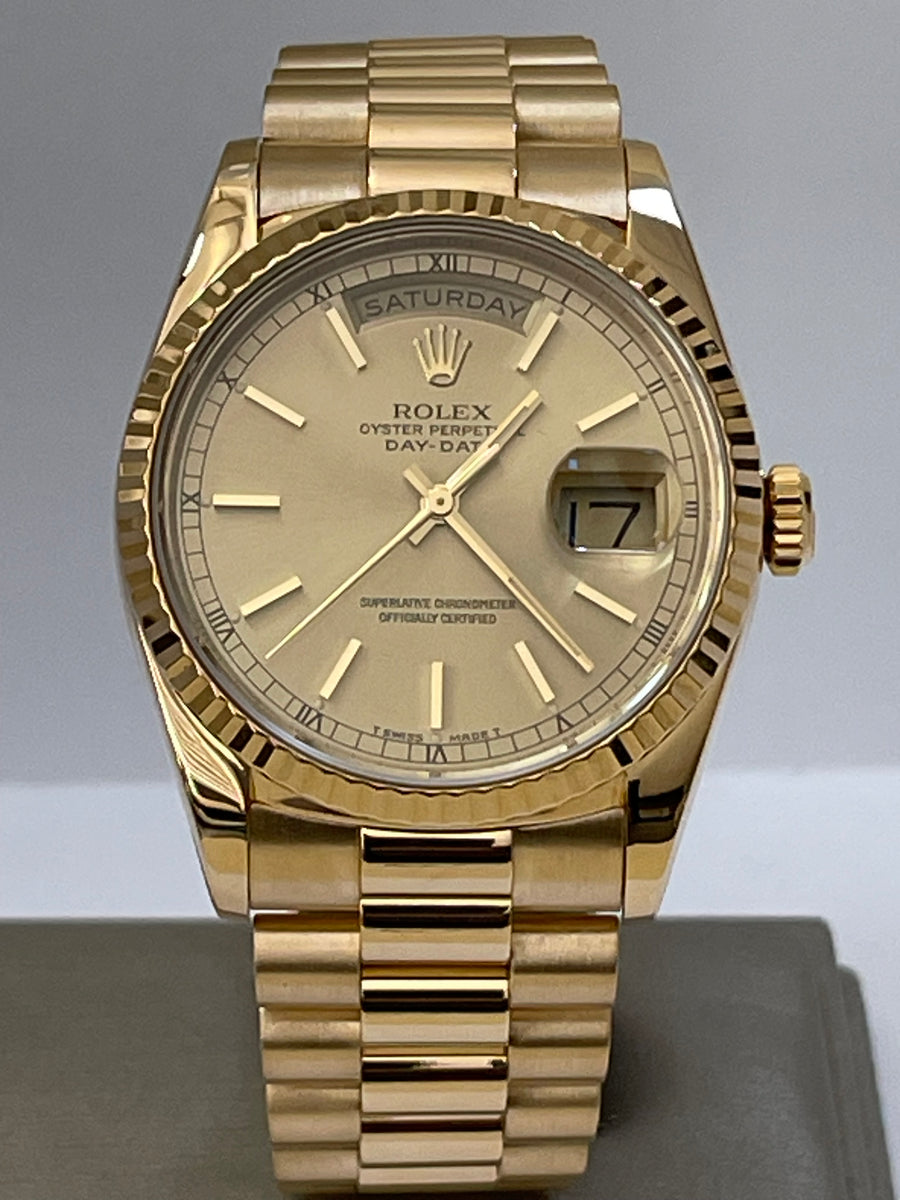 Rolex Yellow Gold Day-Date 36 - 1990 - Fluted Bezel - Champagne Index Dial - President Bracelet - 18238