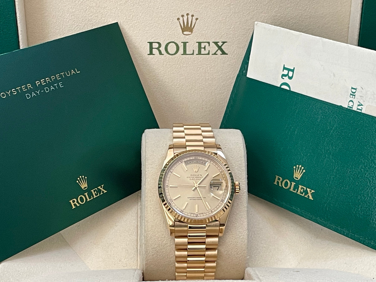 Rolex Yellow Gold Day-Date 36 - 1990 - Fluted Bezel - Champagne Index Dial - President Bracelet - 18238