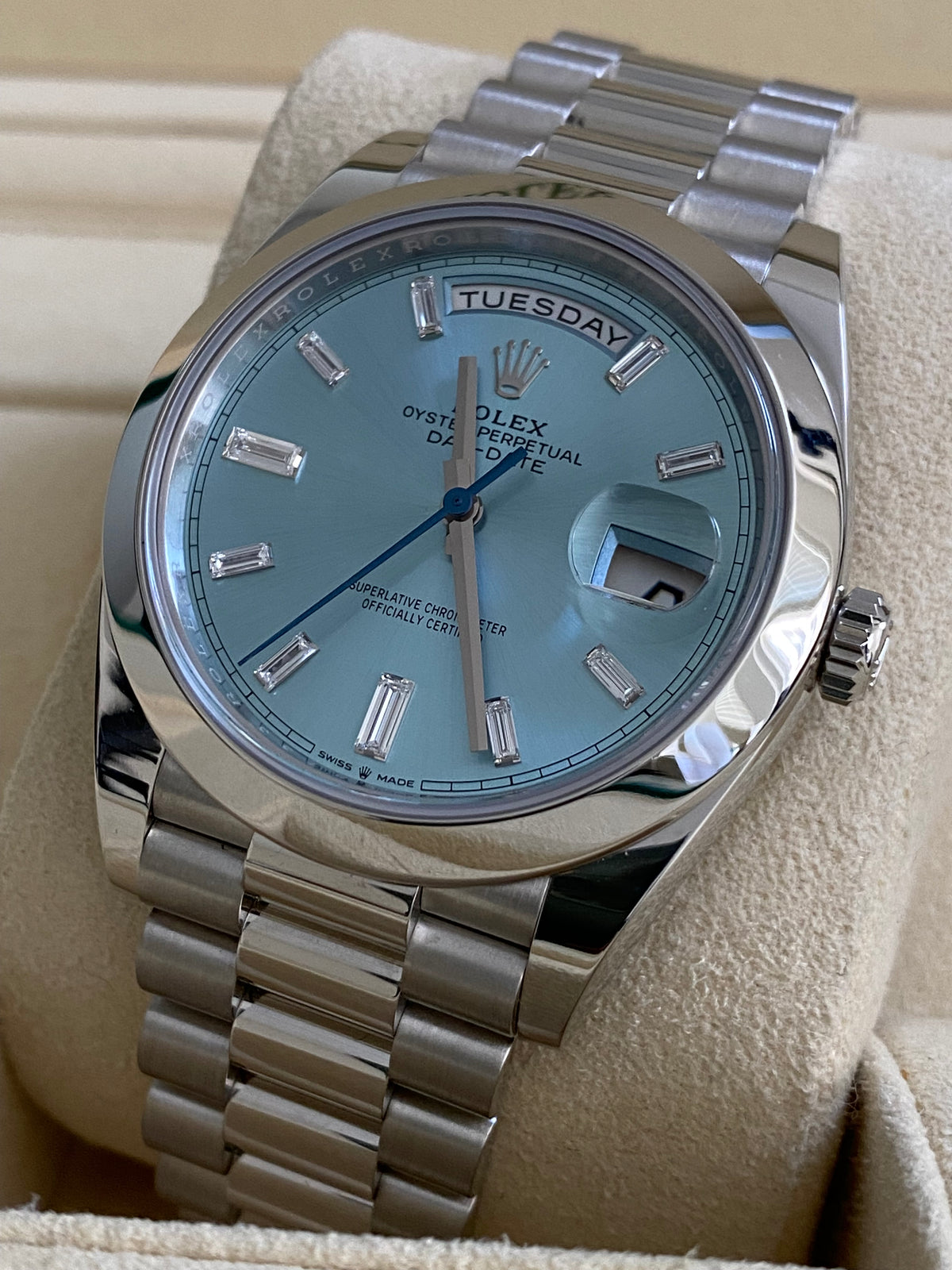 Rolex Platinum Day-Date 40 - 2022 - Smooth Bezel - Ice Blue Baguette Dial - President Bracelet - 228206 *FULL SET*