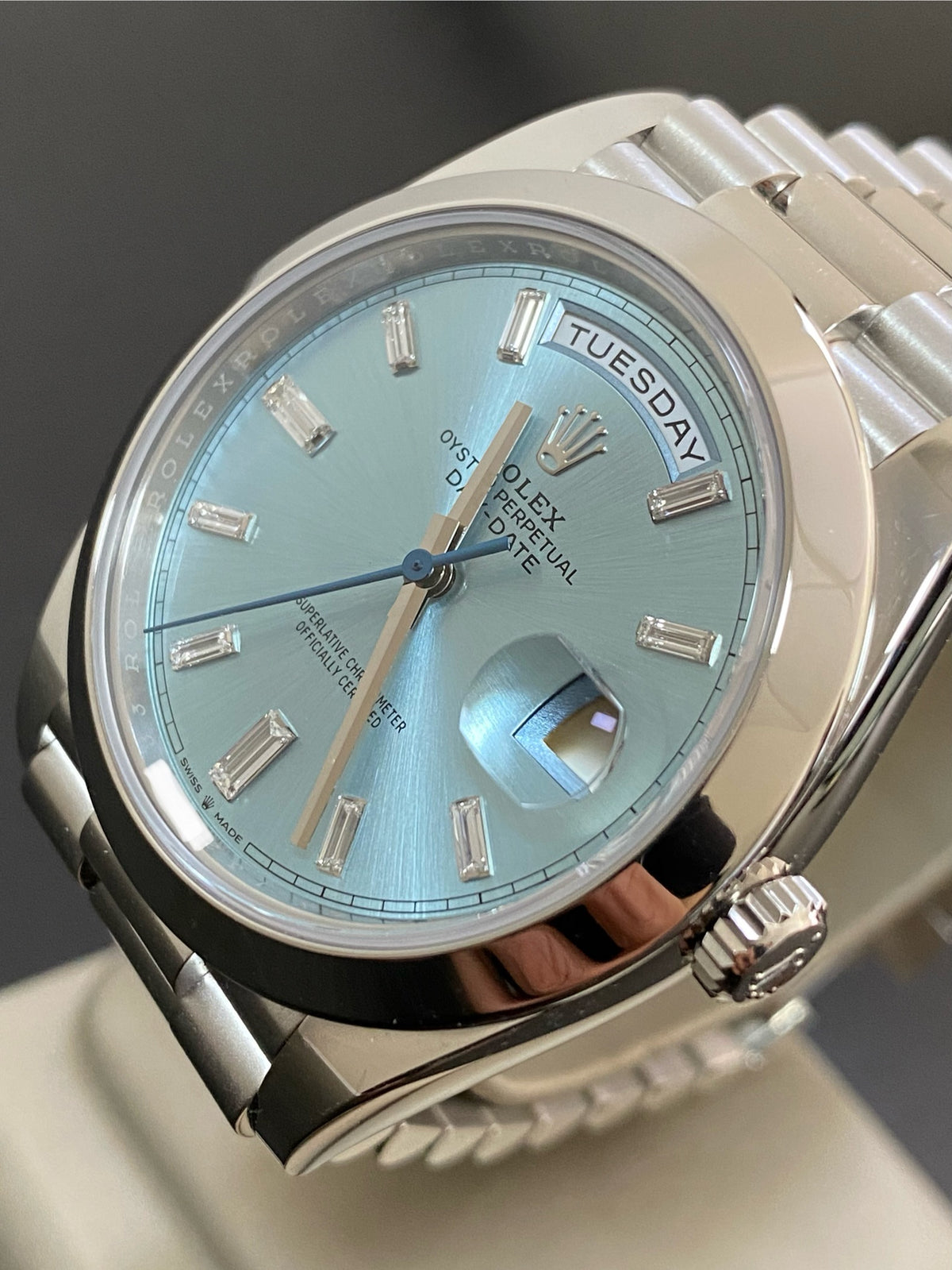 Rolex Platinum Day-Date 40 - 2022 - Smooth Bezel - Ice Blue Baguette Dial - President Bracelet - 228206 *FULL SET*