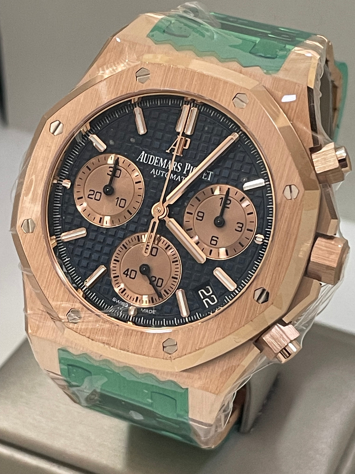 Audemars Piguet Royal Oak Selfwinding Chronograph - 2022 - Blue Exhibition Open Caseback - 26239OR - FULL STICKERS