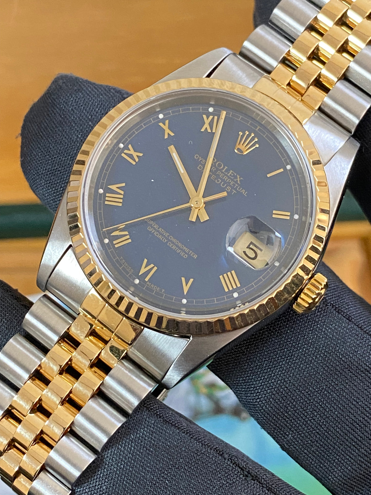 Rolex Steel and Yellow Gold Datejust 36 - W serial - Fluted Bezel - Blue Roman Dial - Jubilee Bracelet - 16233