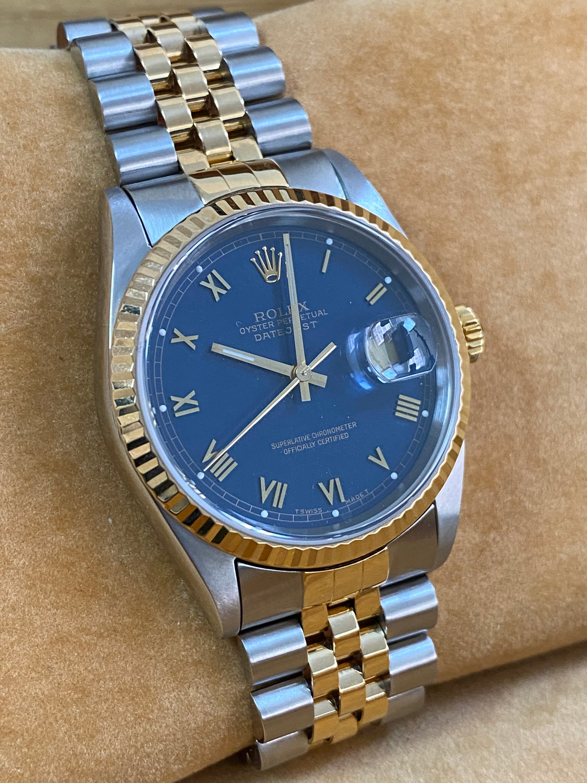 Rolex Steel and Yellow Gold Datejust 36 - W serial - Fluted Bezel - Blue Roman Dial - Jubilee Bracelet - 16233