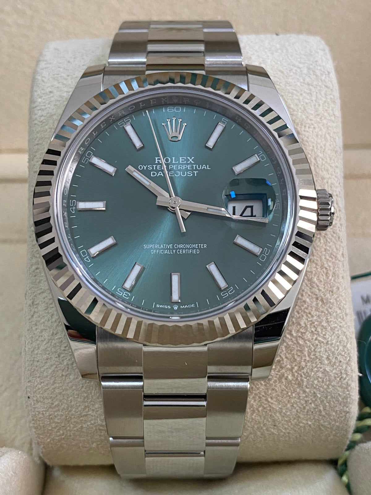 Rolex Steel and White Gold Datejust 41 - 2024 - Fluted Bezel - Mint Green Dial - Oyster Bracelet - 126334 *FULL SET*