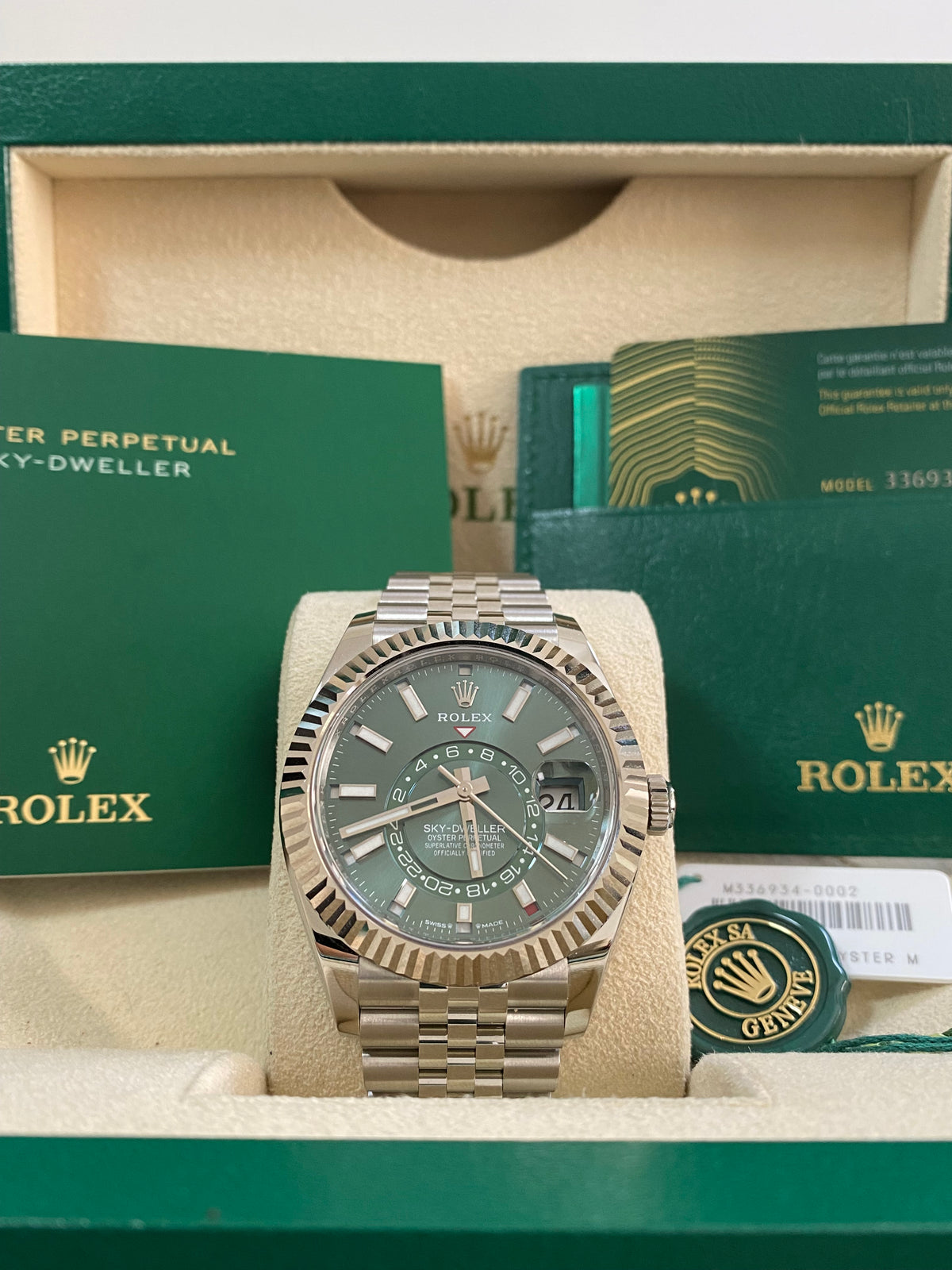 Rolex Steel Sky-Dweller - 2024 - Mint Green Dial - Jubilee Bracelet - 336934 *FULL SET*