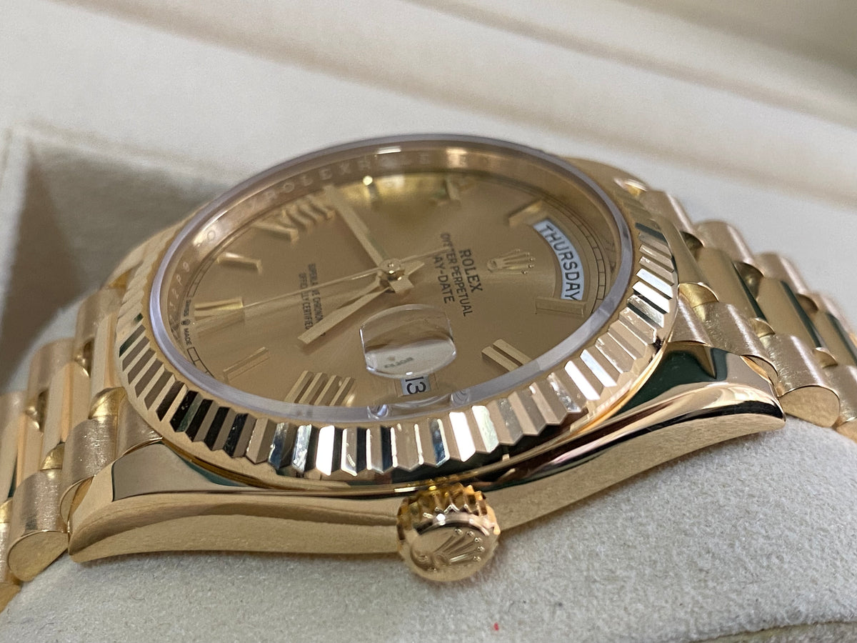 Rolex Yellow Gold Day-Date 40 - 2021 - Fluted Bezel - Champagne Roman Dial - President Bracelet - 228238 *FULL SET*