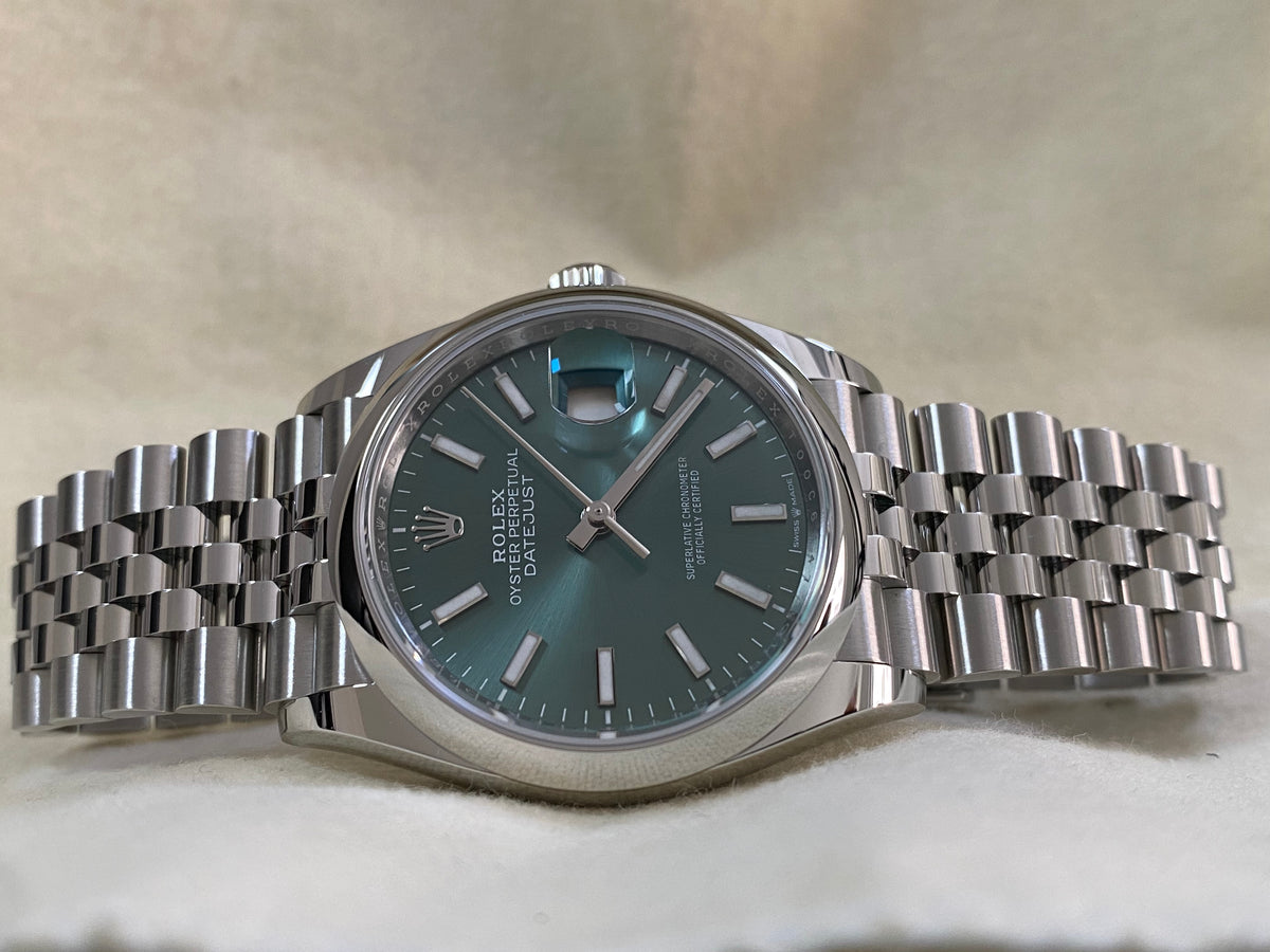 Rolex Steel Datejust 36 - 2024 - Smooth Bezel - Mint Green Dial - Jubilee Bracelet - 126200 *FULL SET*