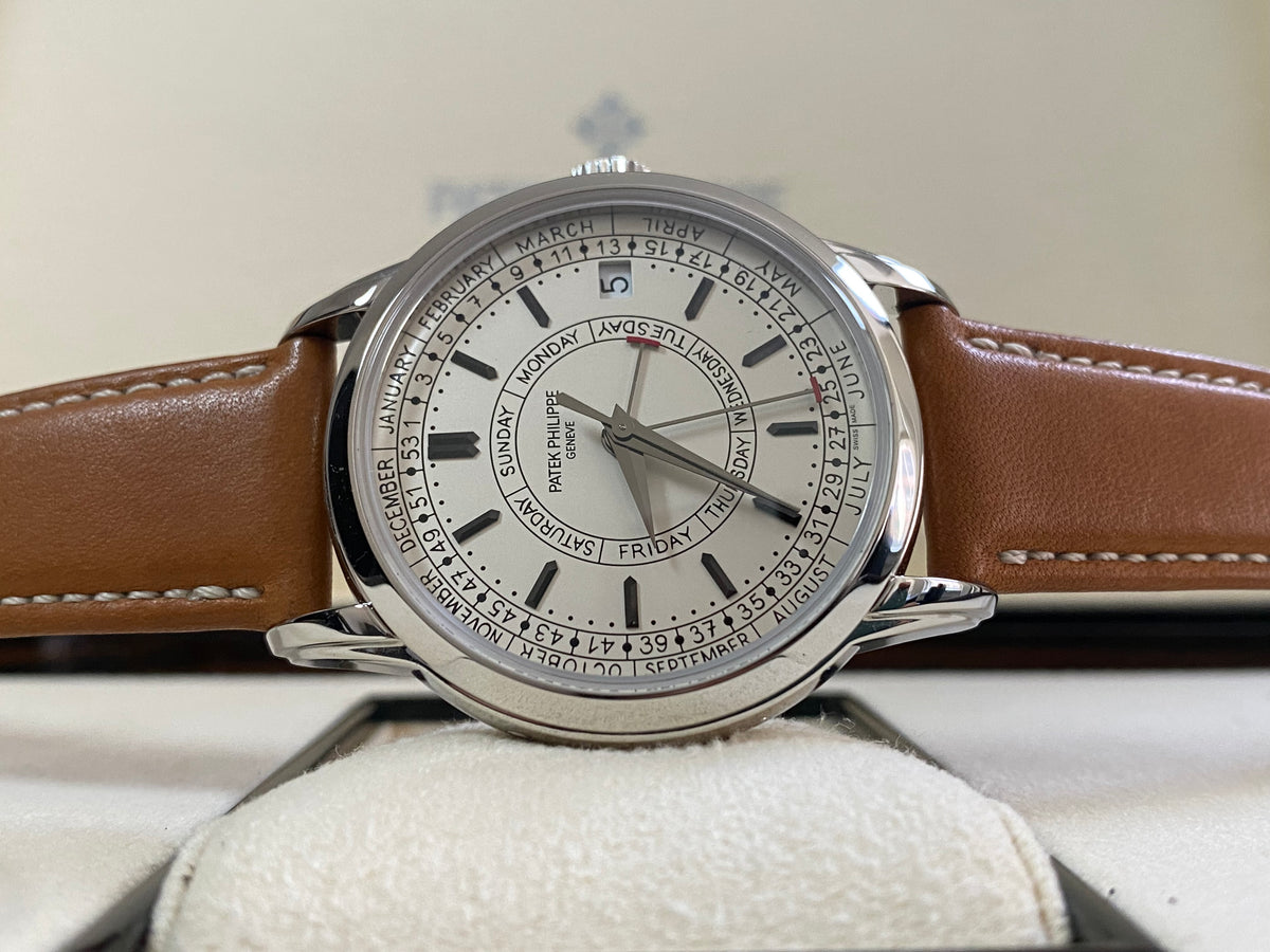 Patek Philippe Calatrava Weekly Calendar - 2020 - Silvery Opaline Dial - Brown Leather Strap - 5212A-001 *FULL SET*