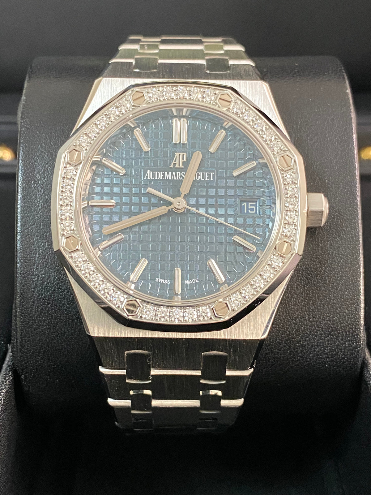 Audemars Piguet Royal Oak Self Winding - 2020 - Diamond-set Bezel - Blue Dial - 77351ST *FULL SET*