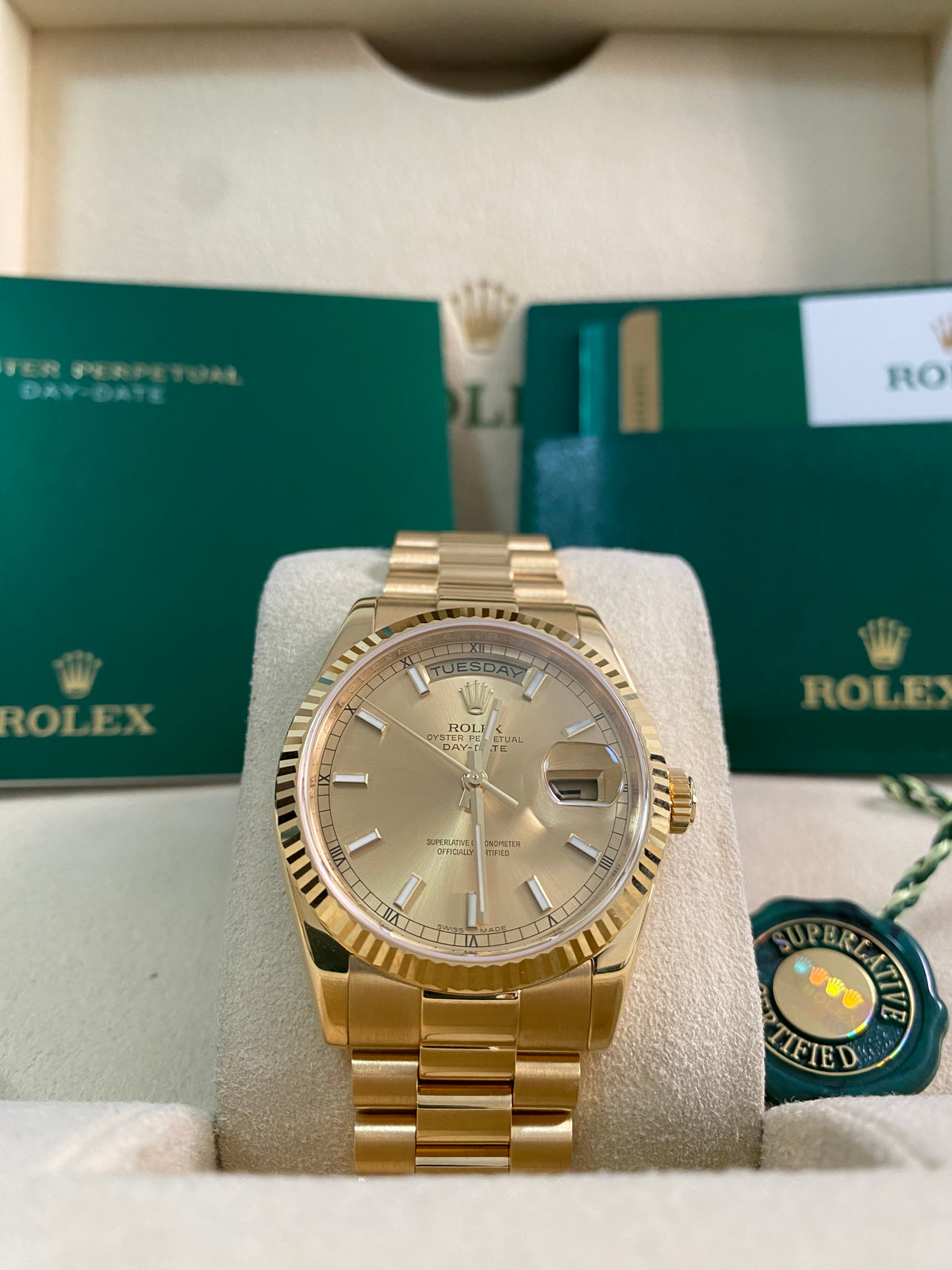 Rolex Yellow Gold Day-Date 36 - 2018 - Fluted Bezel - Champagne Index Dial - President Bracelet - 118238 *UNPOLISHED*