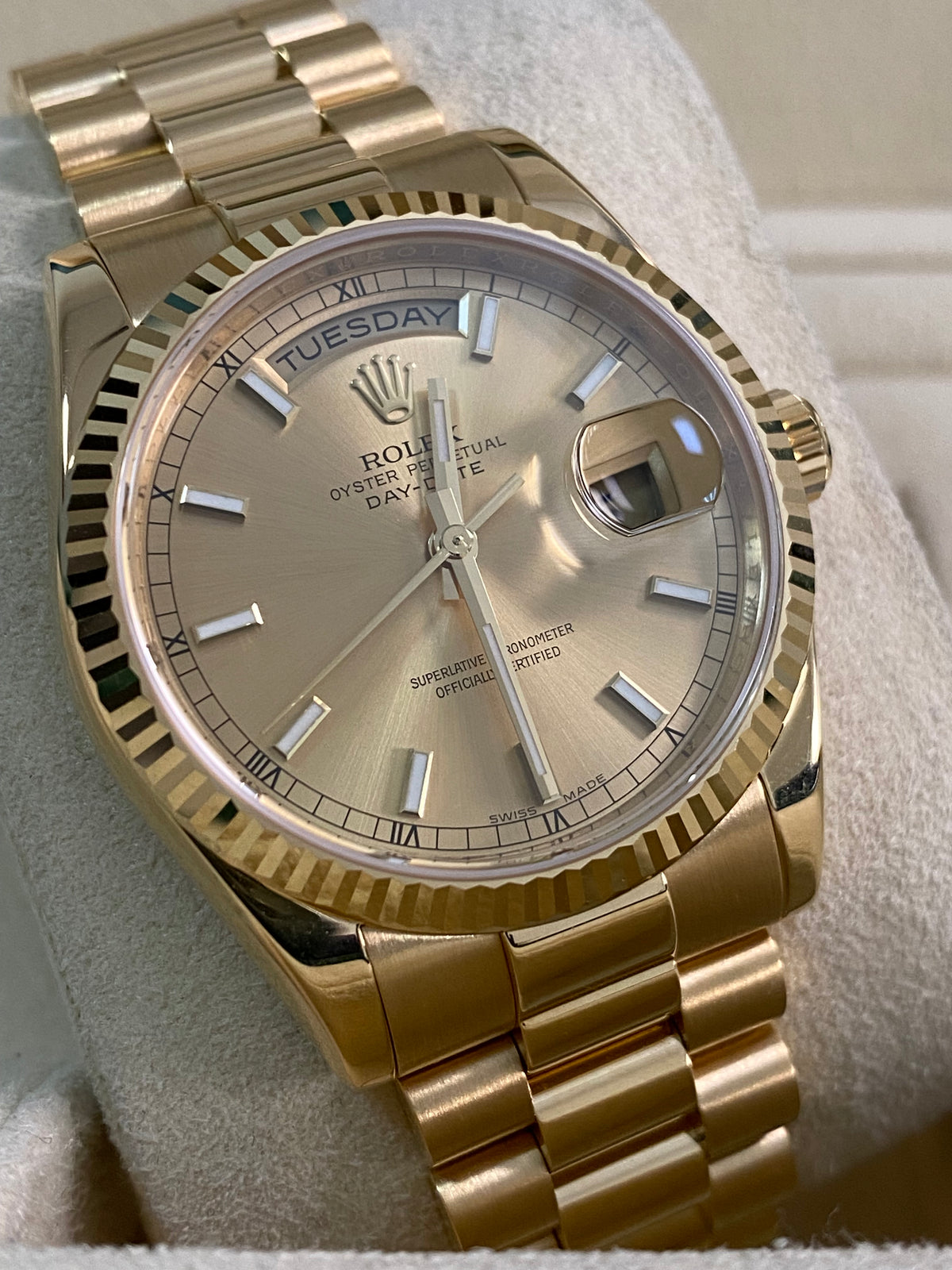 Rolex Yellow Gold Day-Date 36 - 2018 - Fluted Bezel - Champagne Index Dial - President Bracelet - 118238 *UNPOLISHED*