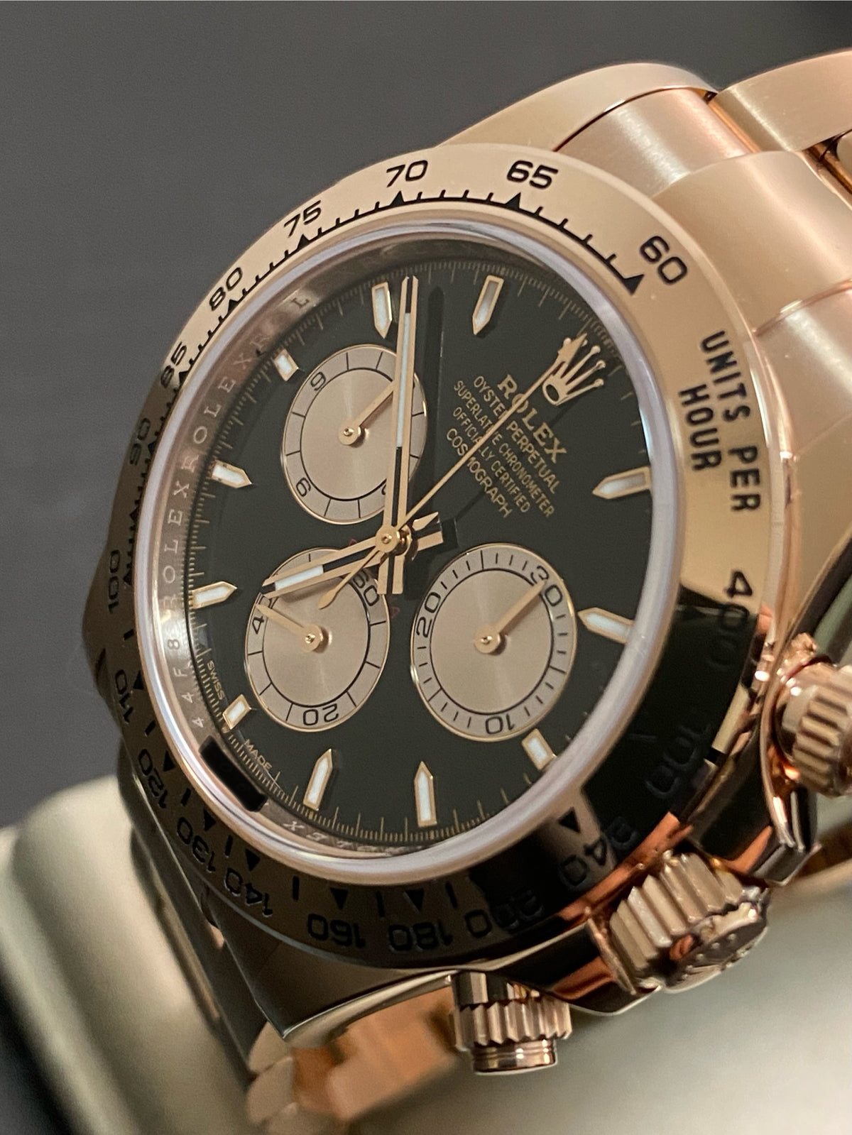 Rolex Everose Gold Cosmograph Daytona - 2024 - Black Dial - 126505 *FULL SET*