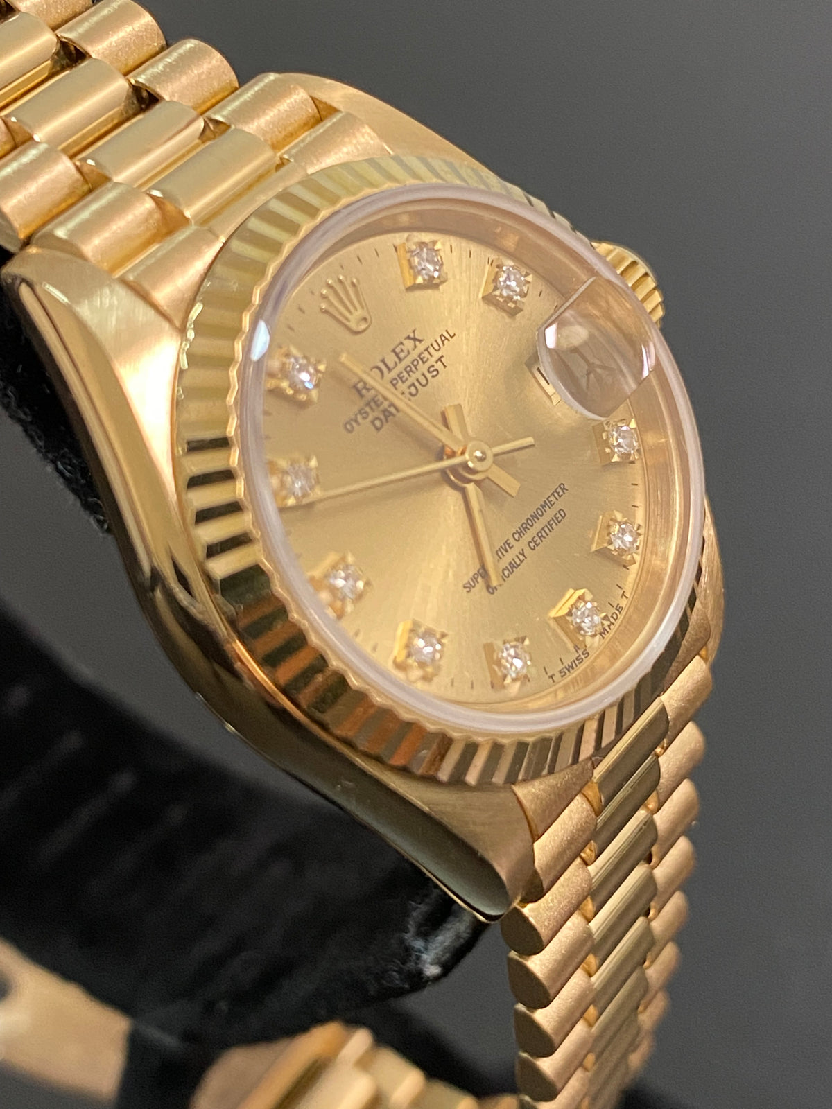 Rolex Yellow Gold Lady-Datejust - R serial - Fluted Bezel - Champagne Diamond Dial - President Bracelet - 69178 *FULL SET*