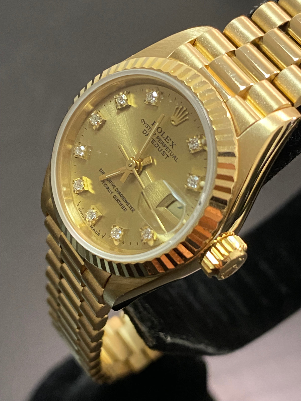 Rolex Yellow Gold Lady-Datejust - R serial - Fluted Bezel - Champagne Diamond Dial - President Bracelet - 69178 *FULL SET*