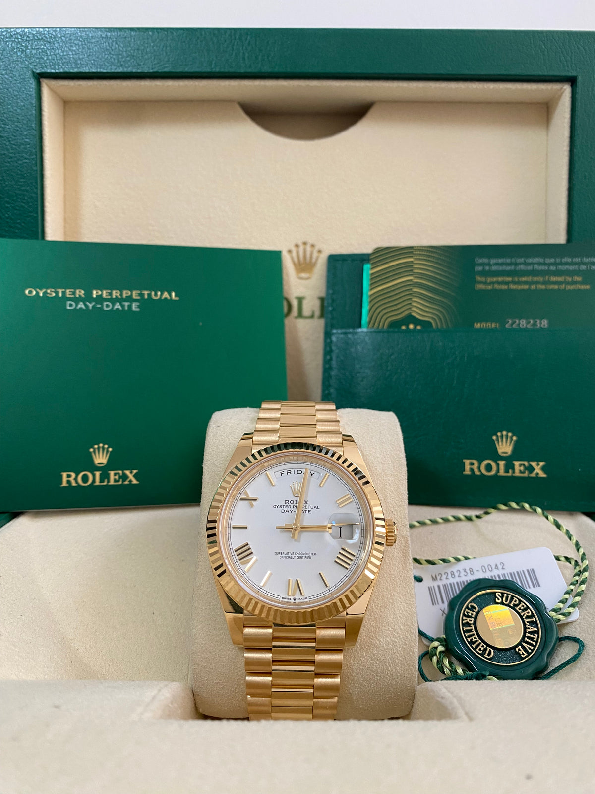 Rolex Yellow Gold Day-Date 40 - 2023 - Fluted Bezel - White Roman Dial - President Bracelet - 228238 *FULL SET*