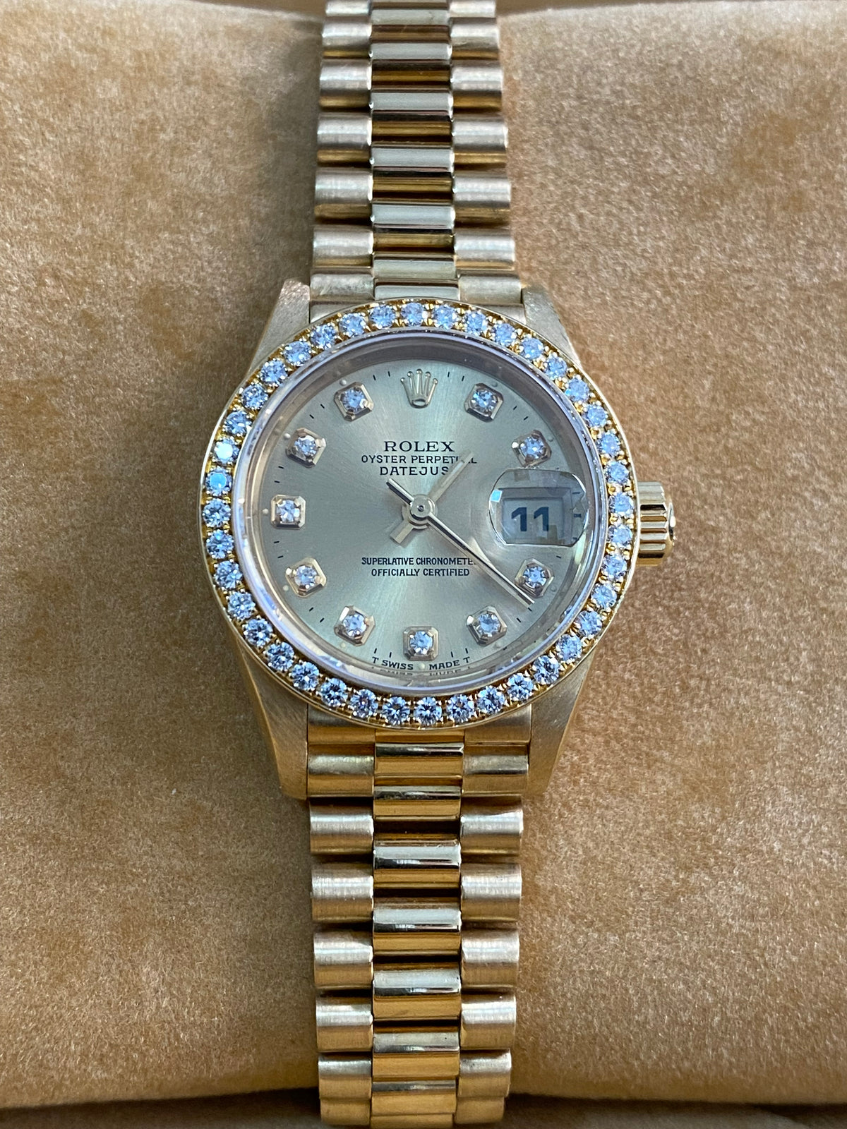 Rolex Yellow Gold Lady-Datejust - W serial - Diamond Bezel - Champagne Diamond Dial - President Bracelet - 69138