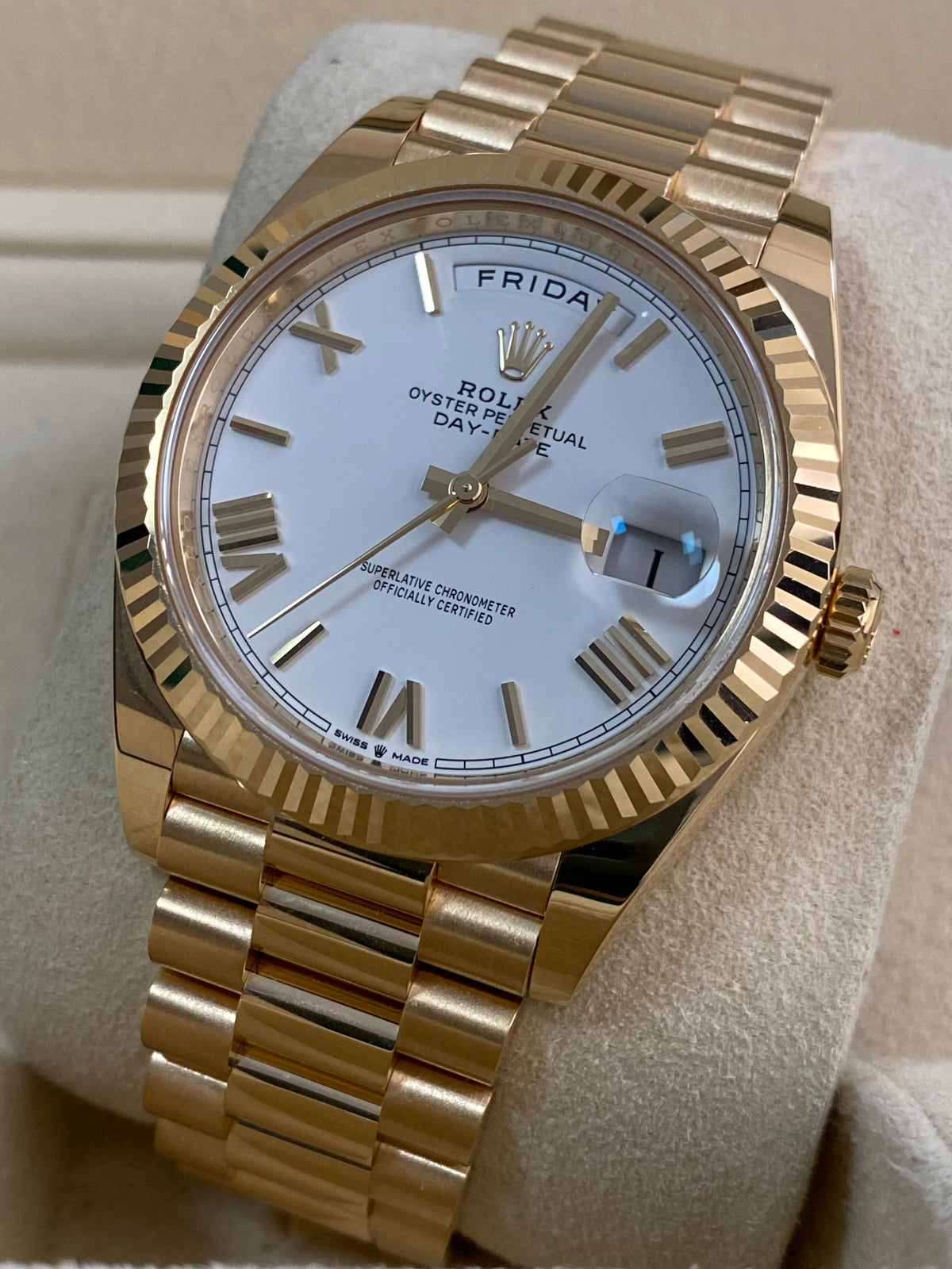 Rolex Yellow Gold Day-Date 40 - 2023 - Fluted Bezel - White Roman Dial - President Bracelet - 228238 *FULL SET*