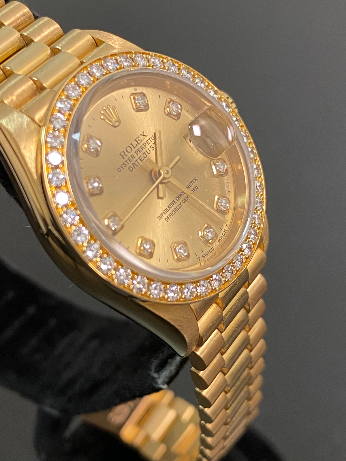 Rolex Yellow Gold Lady-Datejust - W serial - Diamond Bezel - Champagne Diamond Dial - President Bracelet - 69138