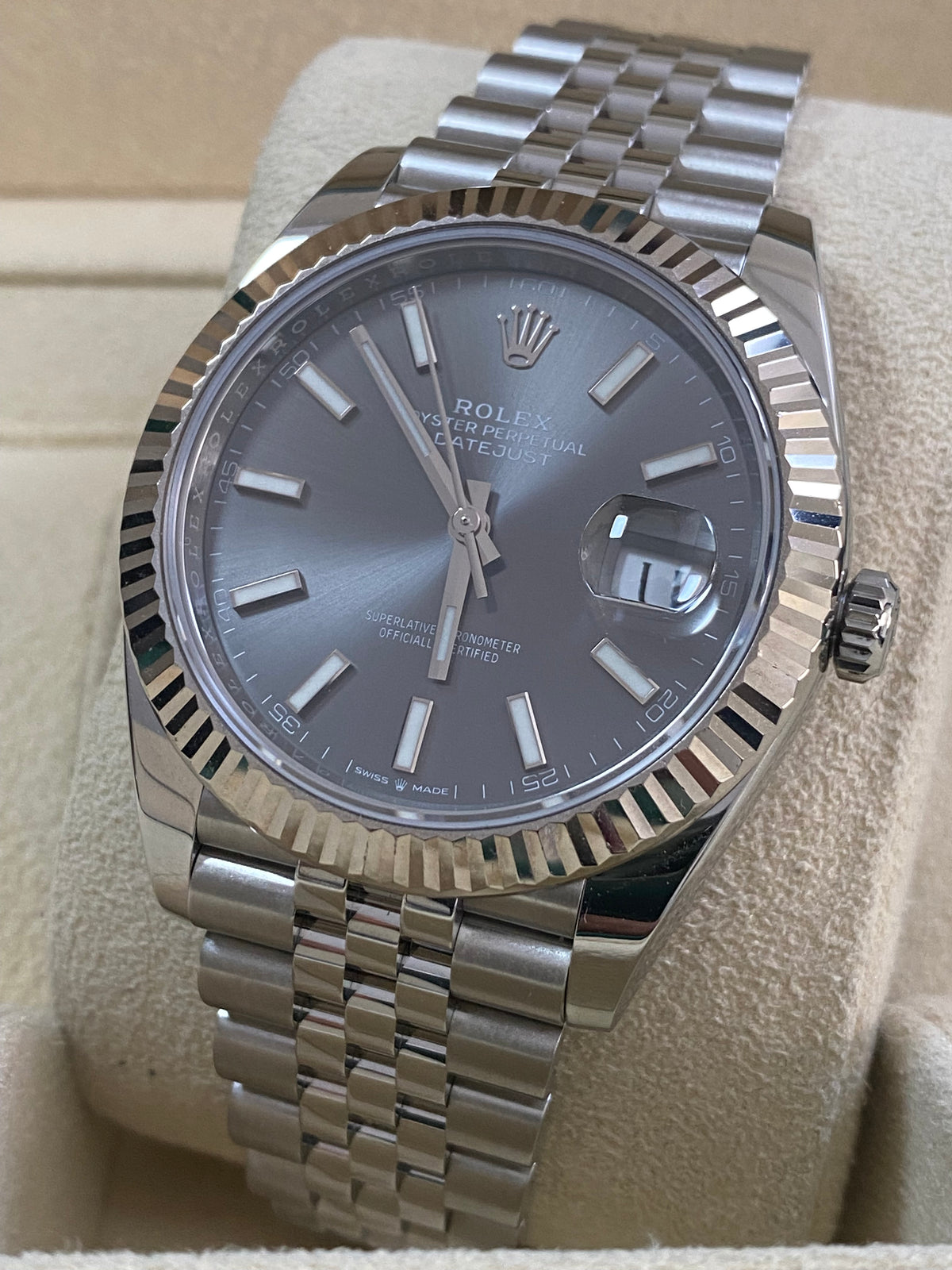 Rolex Steel and White Gold Datejust 41 - 2020 - Fluted Bezel - Dark Rhodium Dial - Jubilee Bracelet - 126334 *FULL SET*