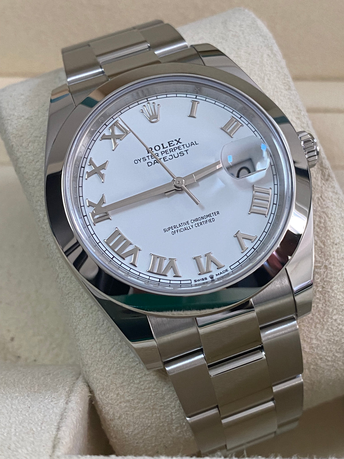 Rolex Steel Datejust 41 - 2024 - Smooth Bezel - White Roman Dial - Oyster Bracelet - 126300 *FULL SET*