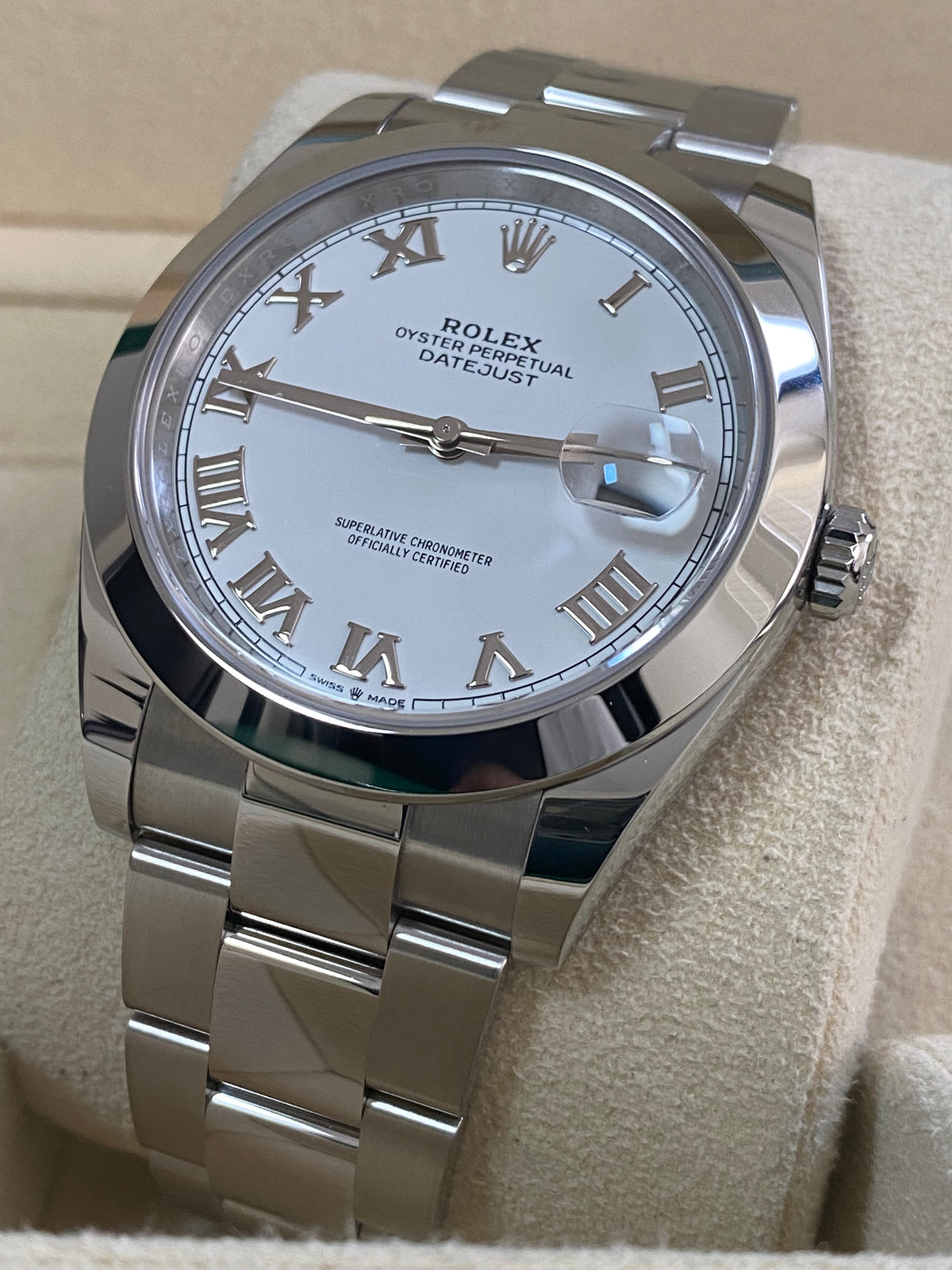 Rolex Steel Datejust 41 - 2024 - Smooth Bezel - White Roman Dial - Oyster Bracelet - 126300 *FULL SET*