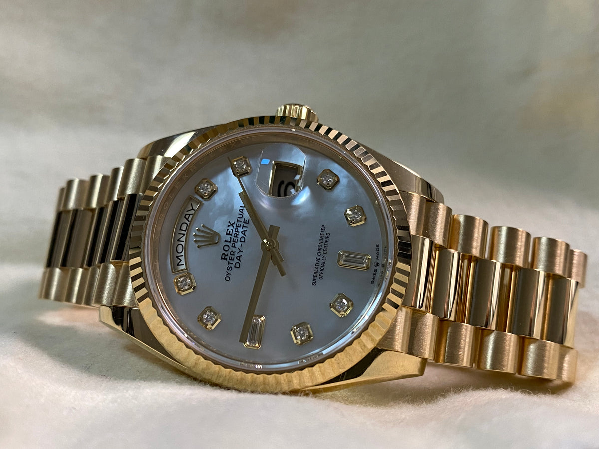 Rolex Yellow Gold Day-Date 36 - 2021 - Fluted Bezel - Mother-of-Pearl Diamond Dial - President Bracelet - 128238 *FULL SET*