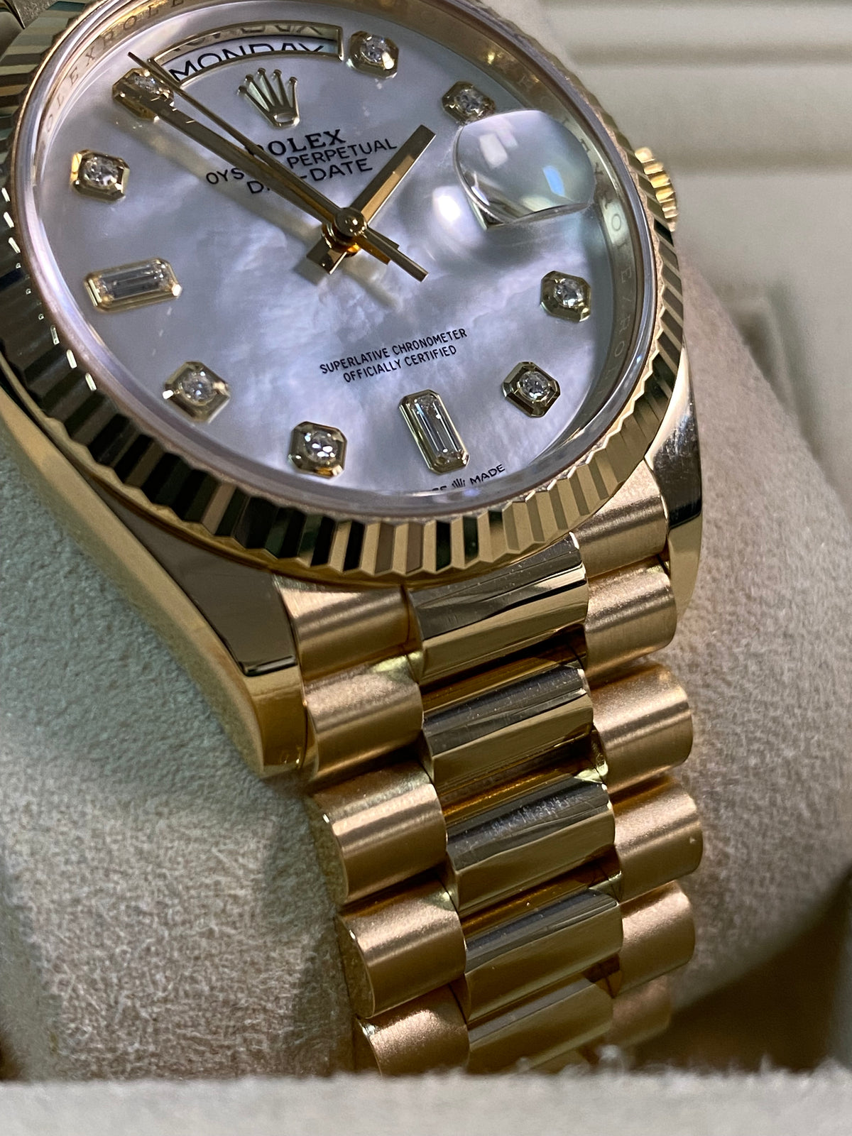 Rolex Yellow Gold Day-Date 36 - 2021 - Fluted Bezel - Mother-of-Pearl Diamond Dial - President Bracelet - 128238 *FULL SET*