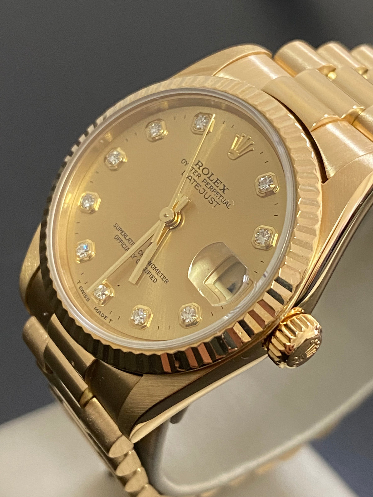 Rolex Yellow Gold Datejust 31 - A serial - Fluted Bezel - Factory Diamond Dial - President Bracelet - 78278