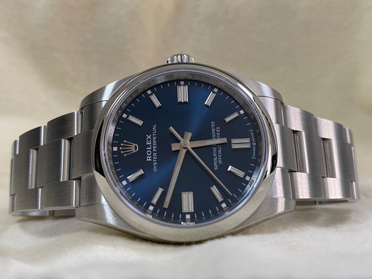 Rolex Oyster Perpetual 36 - 2024 - Domed Bezel - Blue Index Dial - Oyster Bracelet - 126000 *FULL SET*