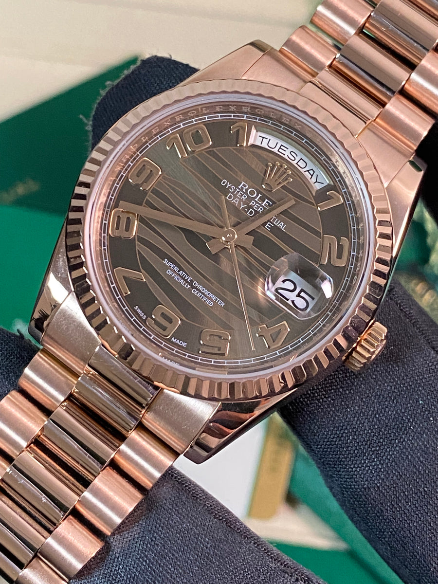 Rolex Everose Gold Day-Date 36 - 2017 - Fluted Bezel - Chocolate Wave Dial - President Bracelet - 118235 *FULL SET*