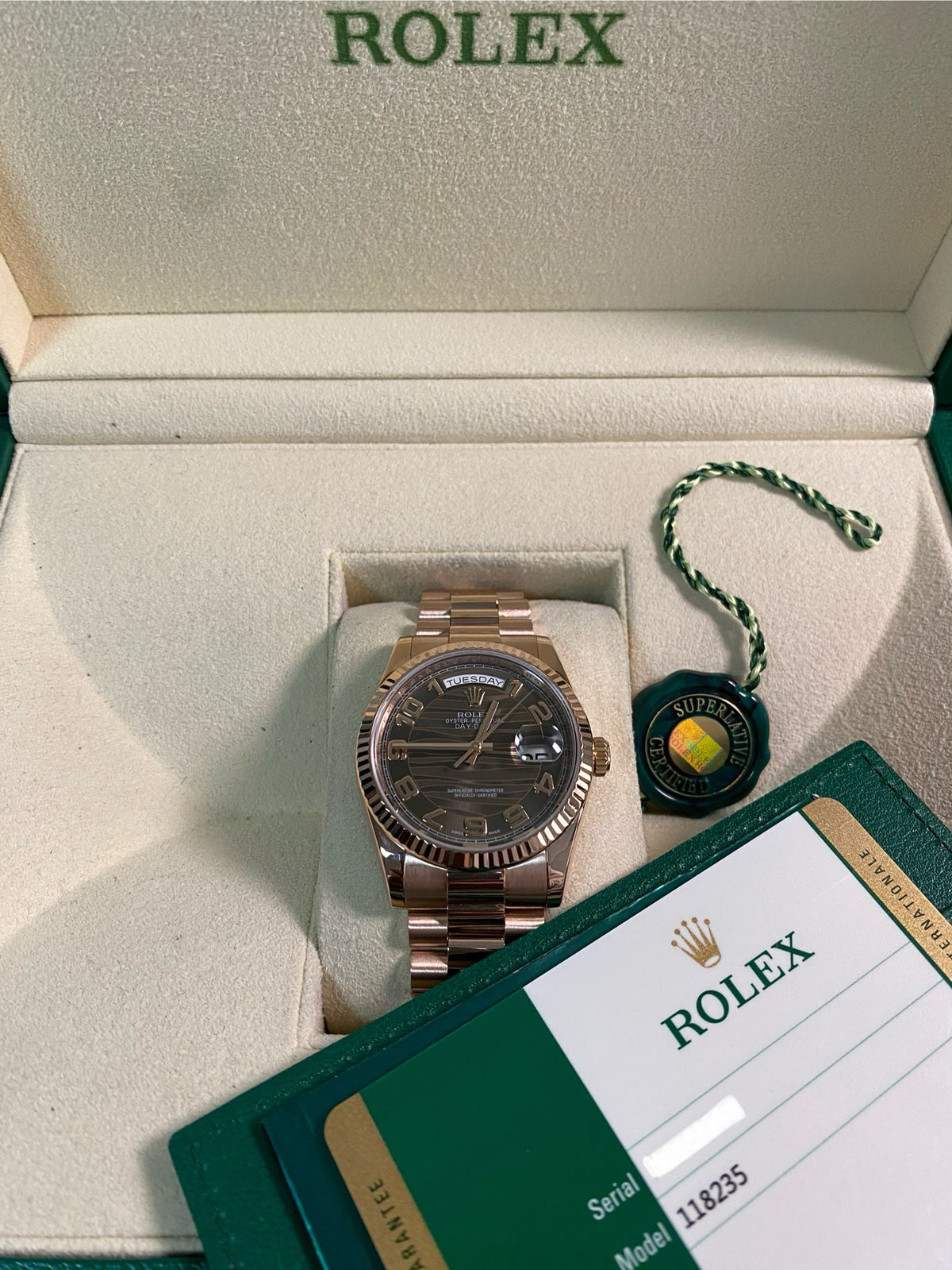 Rolex Everose Gold Day-Date 36 - 2017 - Fluted Bezel - Chocolate Wave Dial - President Bracelet - 118235 *FULL SET*