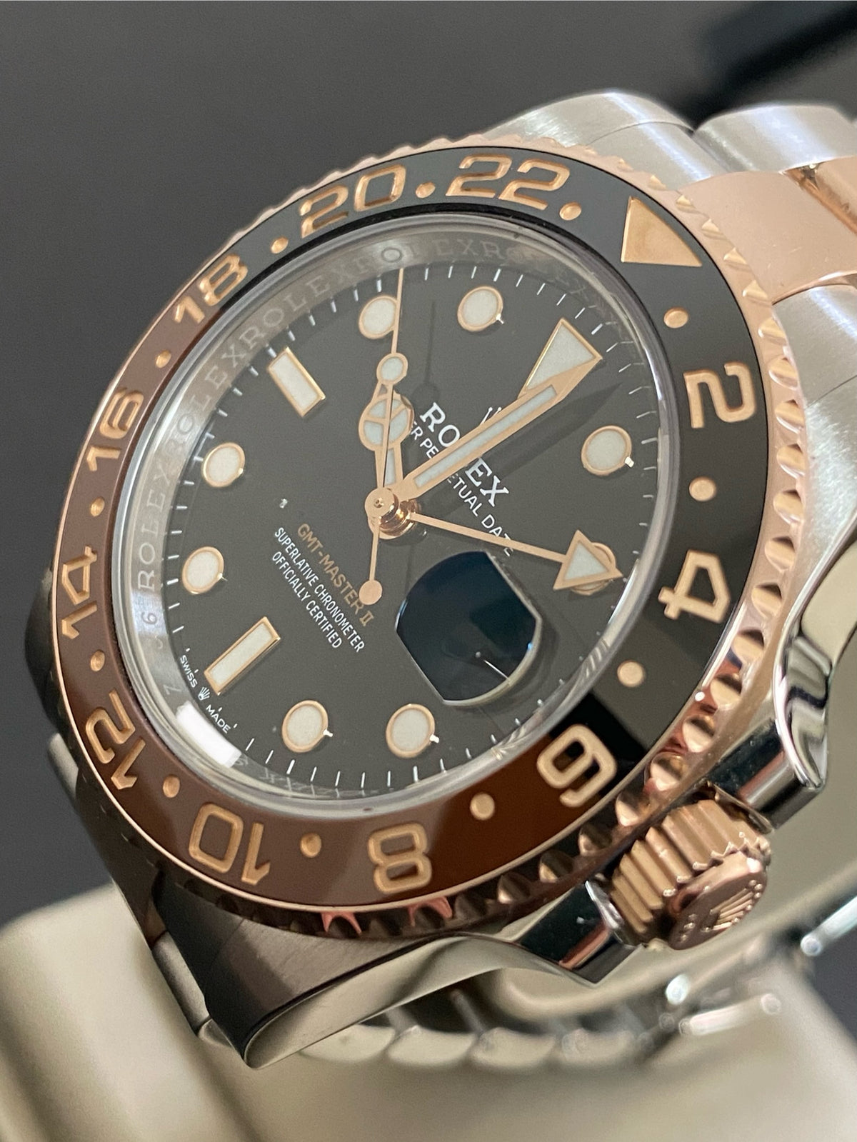 Rolex Everose Gold Rolesor GMT-Master II - 2020 - "Root Beer" Bezel - Oyster Bracelet - 126711CHNR *FULL SET*