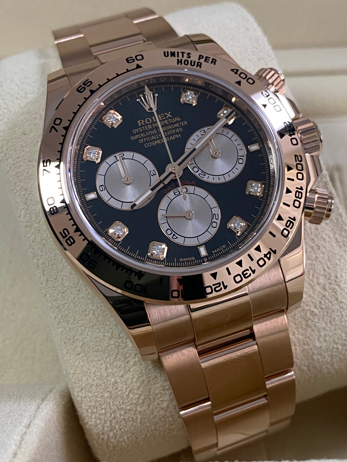 Rolex Everose Gold Cosmograph Daytona - 2024 - Black & Sundust Diamond Dial - 126505 *FULL SET*