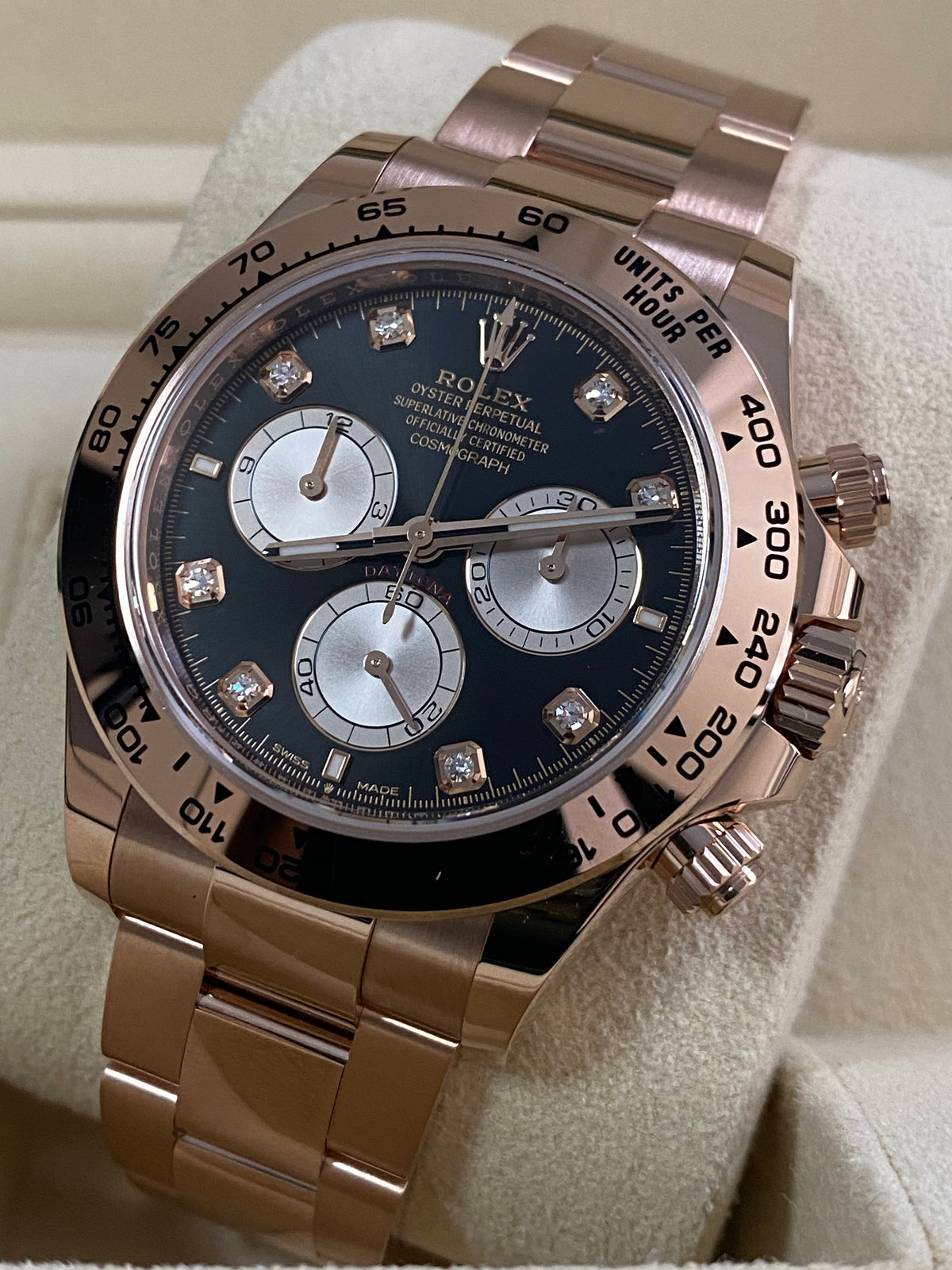 Rolex Everose Gold Cosmograph Daytona - 2024 - Black & Sundust Diamond Dial - 126505 *FULL SET*