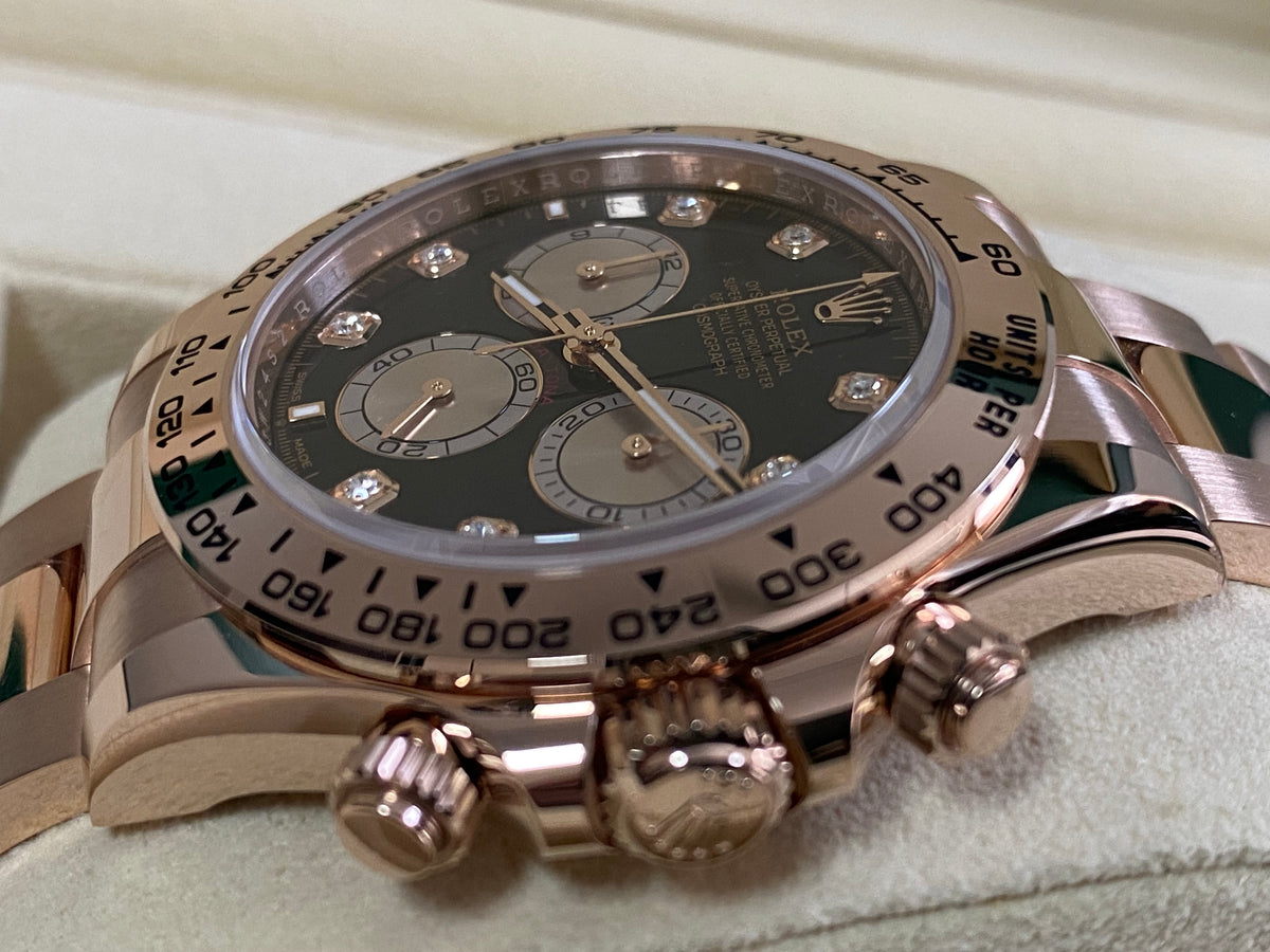 Rolex Everose Gold Cosmograph Daytona - 2024 - Black & Sundust Diamond Dial - 126505 *FULL SET*