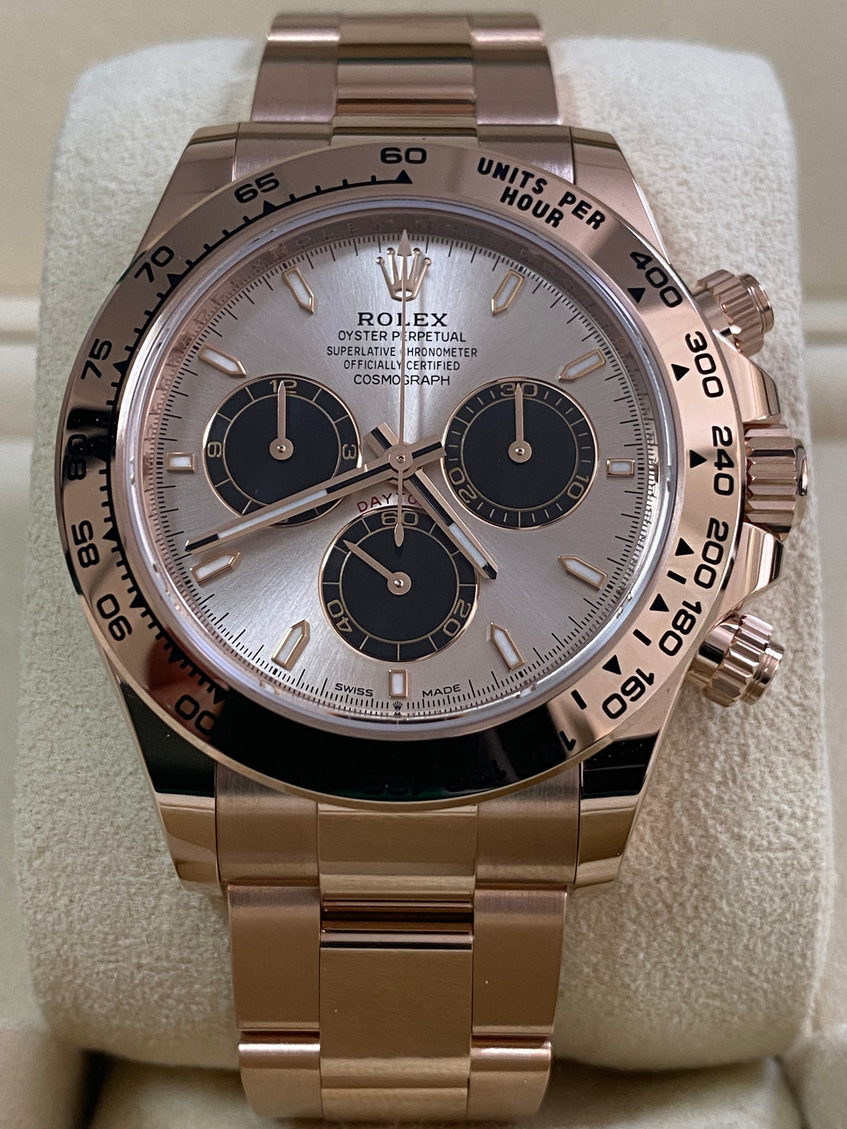 Rolex Everose Gold Cosmograph Daytona - 2024 - Sundust Dial - 126505 *FULL SET*